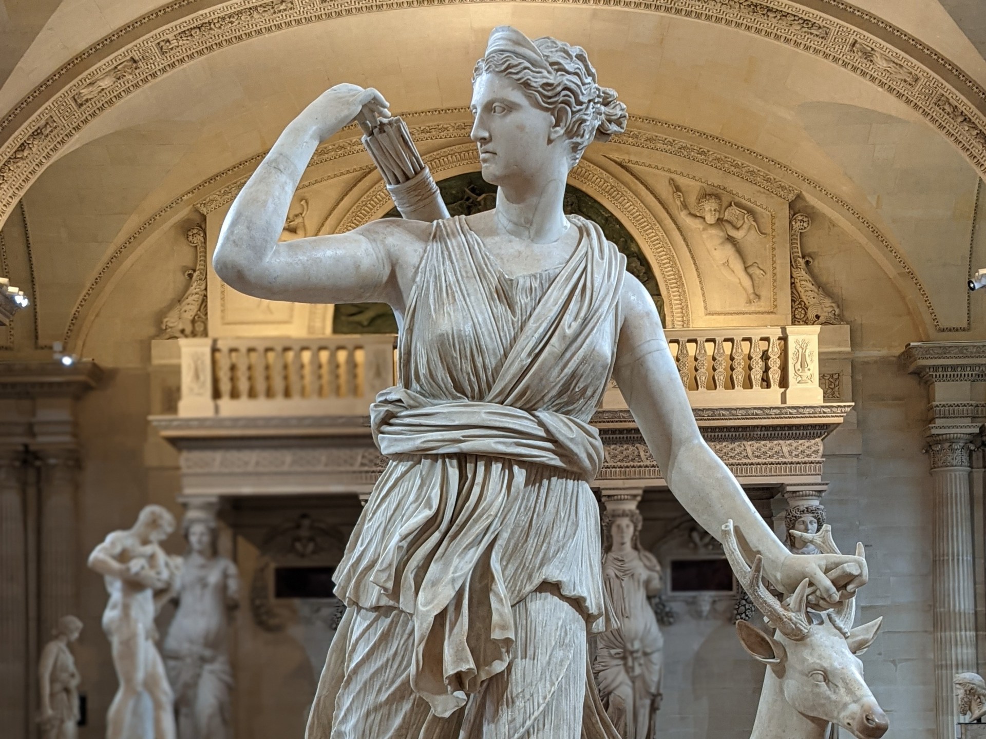 من هي أرتميس التي ألهمت ناسا للعودة إلى القمر؟