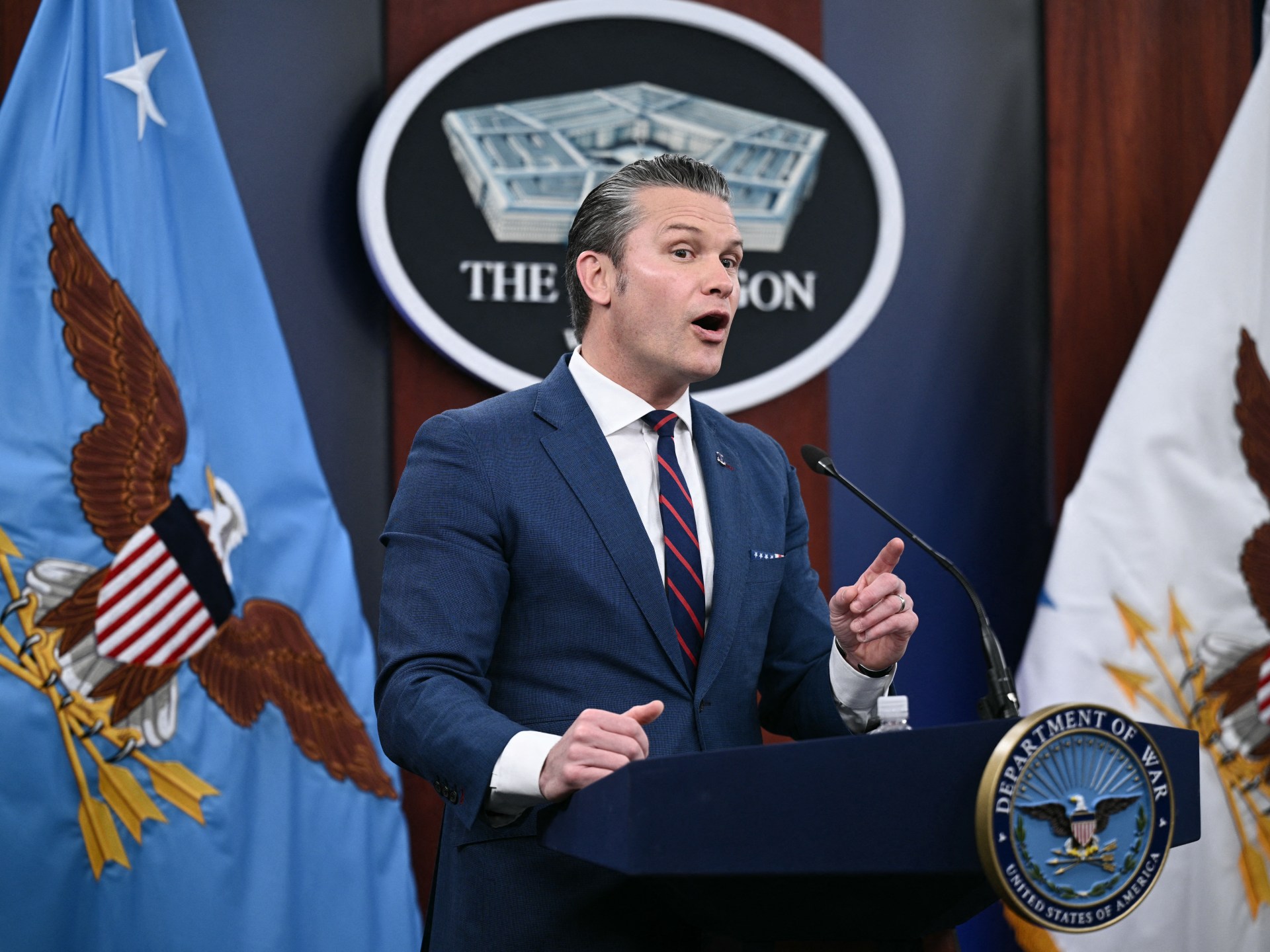 وزير الحرب الأمريكي: إيران ليست العراق ولن نقع في مستنقعات بناء الدول