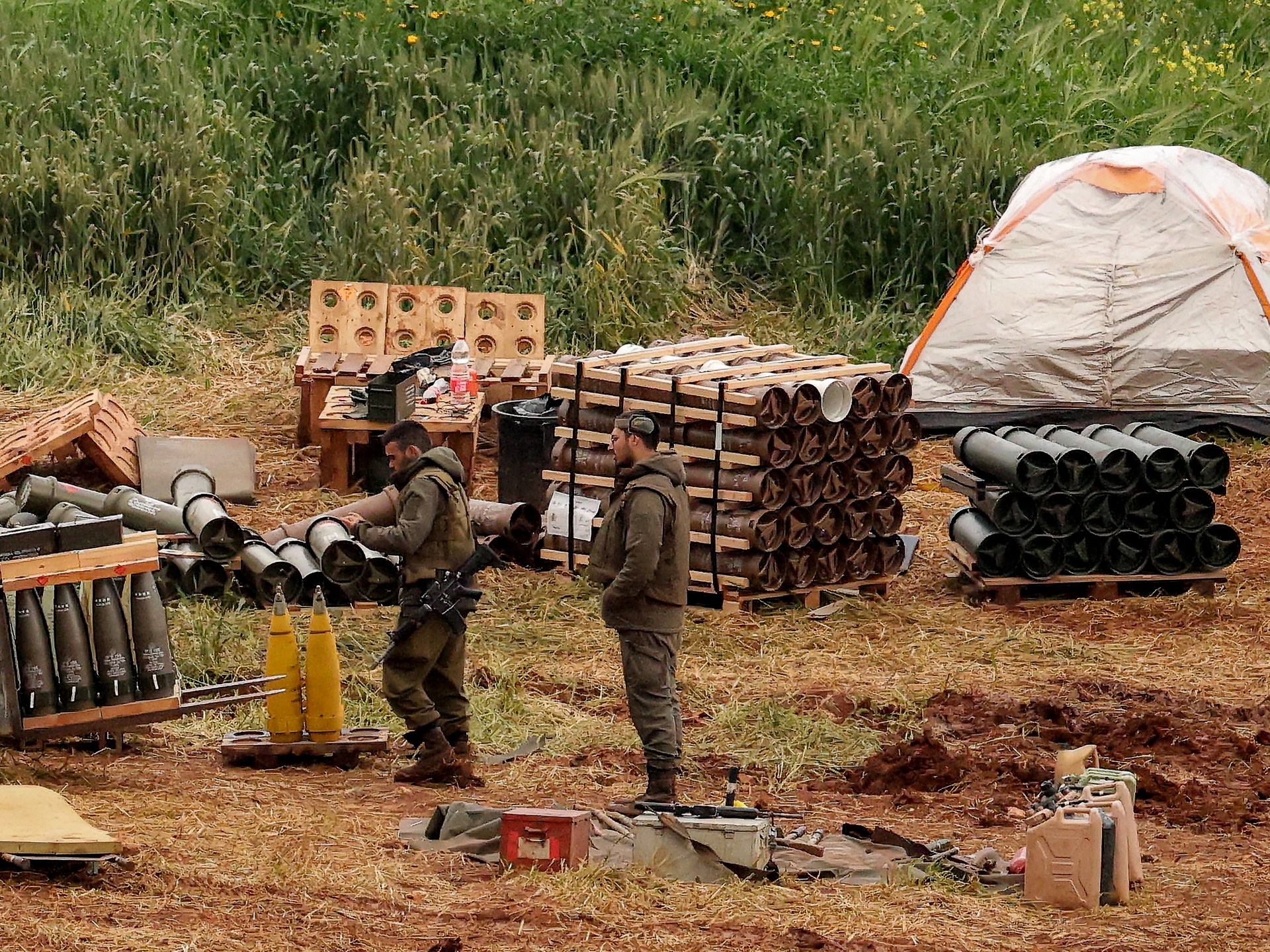 مقتل جندي إسرائيلي جنوبي لبنان وحزب الله يوسع هجماته