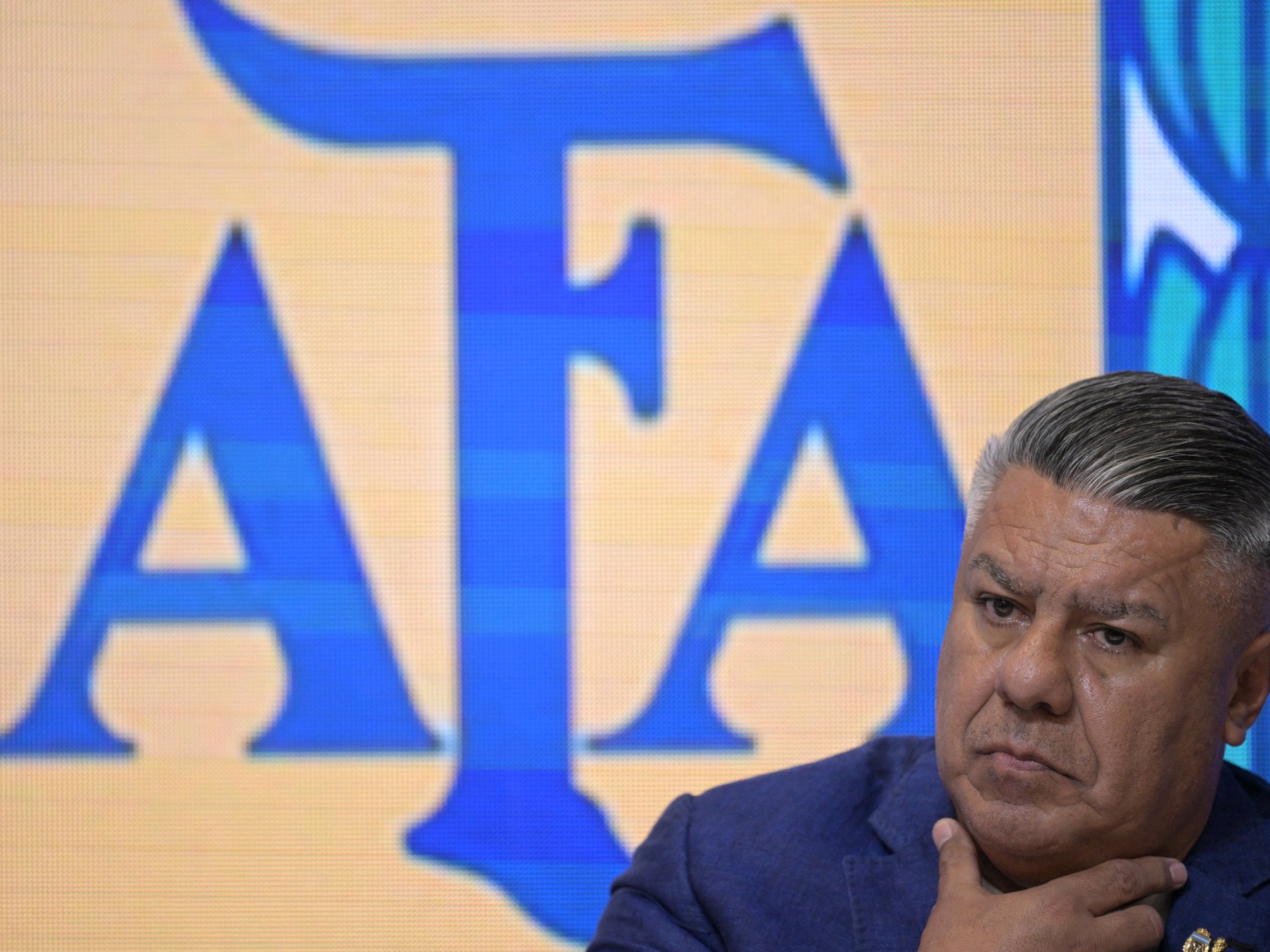 رئيس اتحاد الأرجنتين في قفص الاتهام بسبب 12 مليون دولار