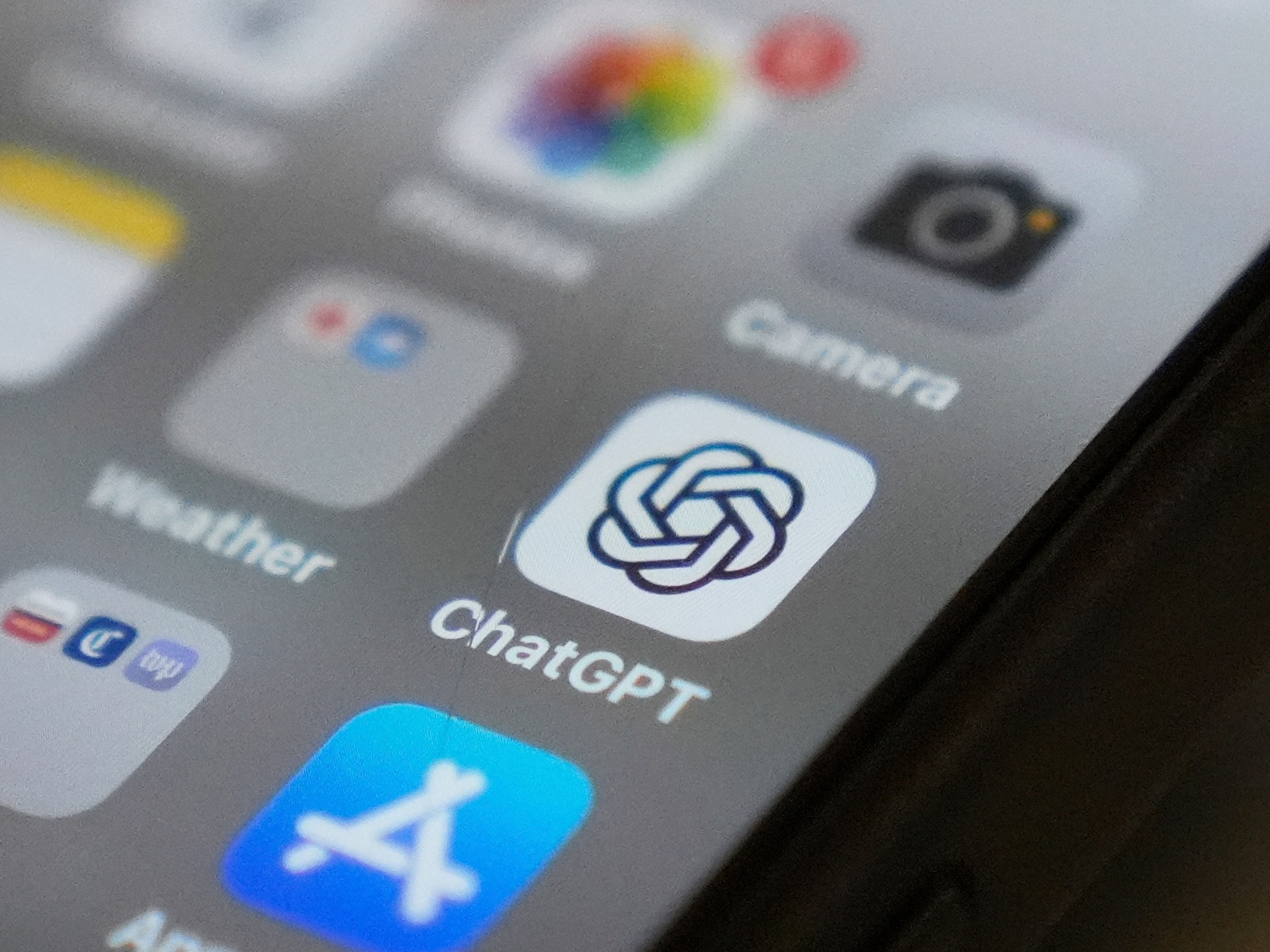 "شات جي بي تي" يمتلك شخصيات متعددة.. كيف تختار الأنسب لأسئلتك؟