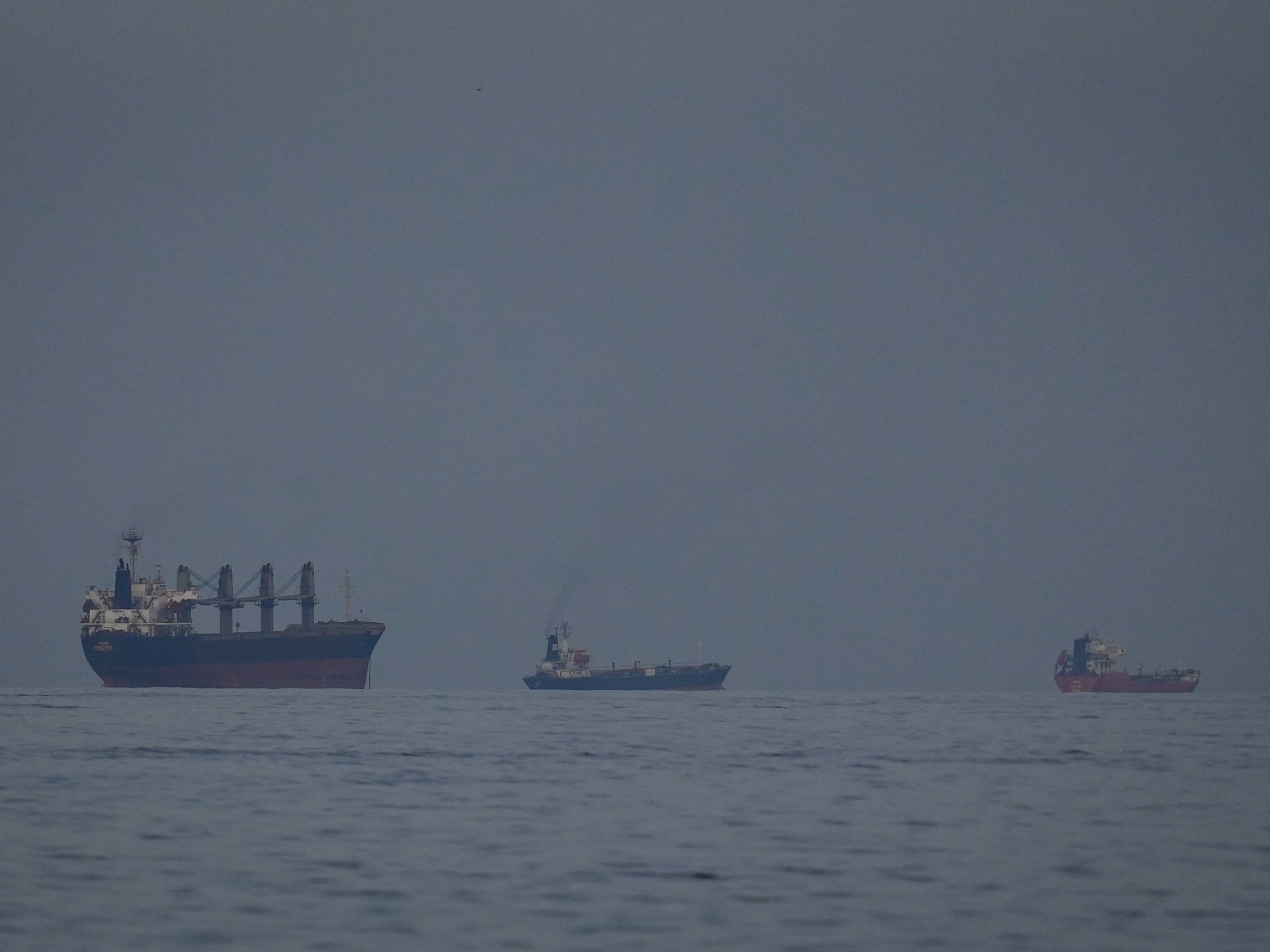 شرايين التجارة الدولية.. اكتشف المضايق والممرات المائية الأكثر تأثيرا في اقتصاد العالم