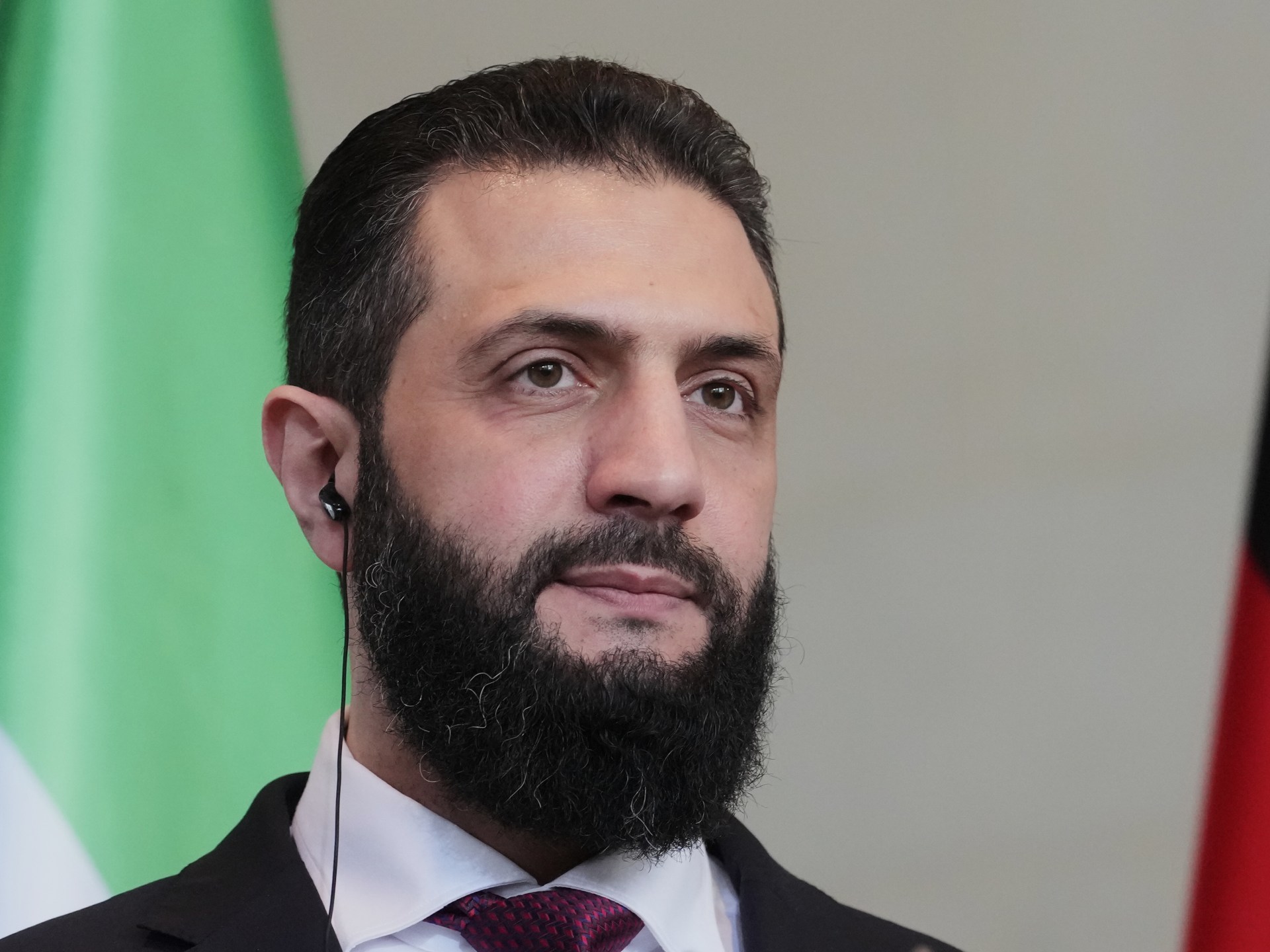 الشرع يصل إلى لندن ضمن جولة أوروبية