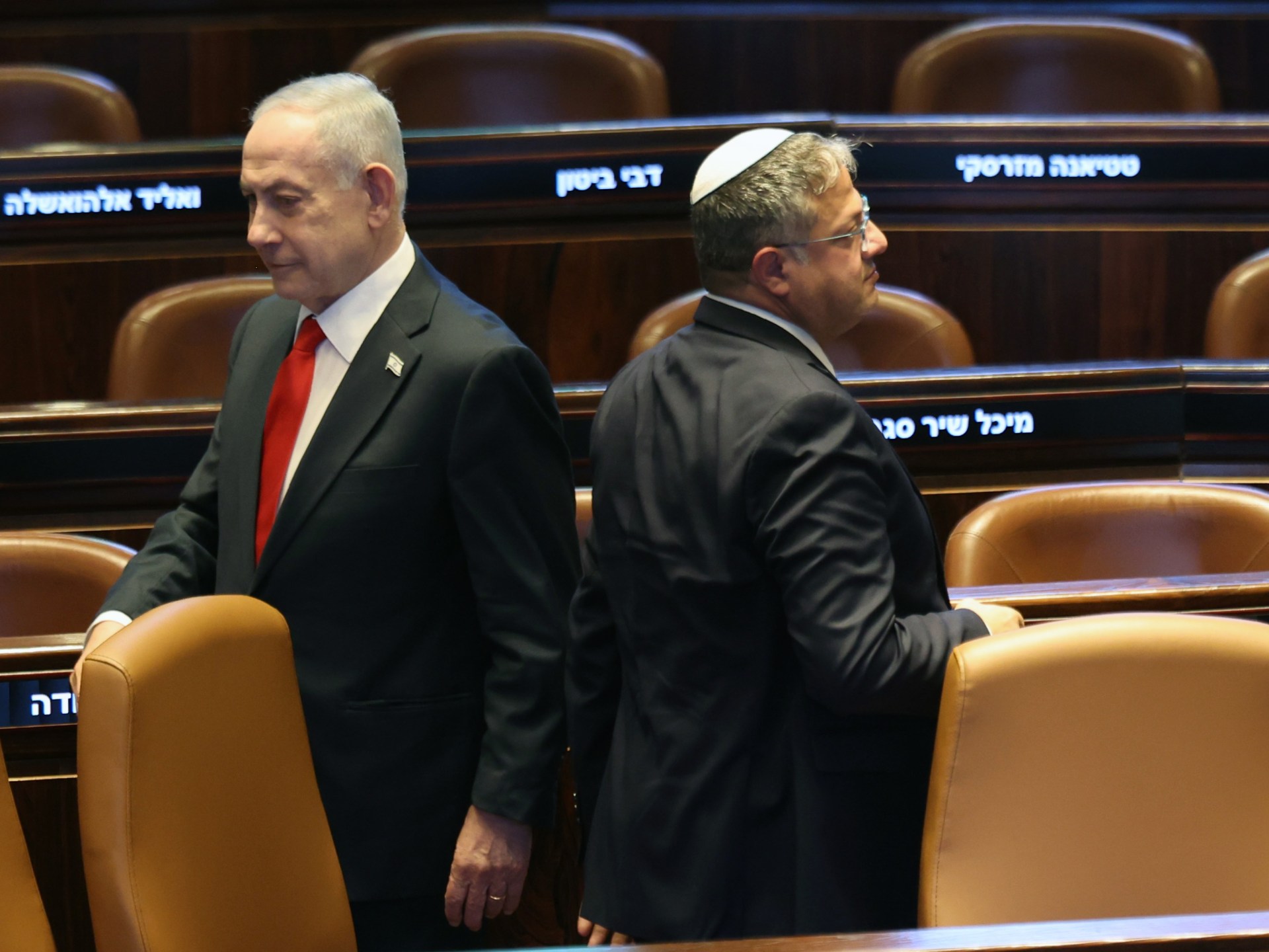 غارديان: إسرائيل تسعى لشرعنة الانتقام بفرض إعدام الأسرى