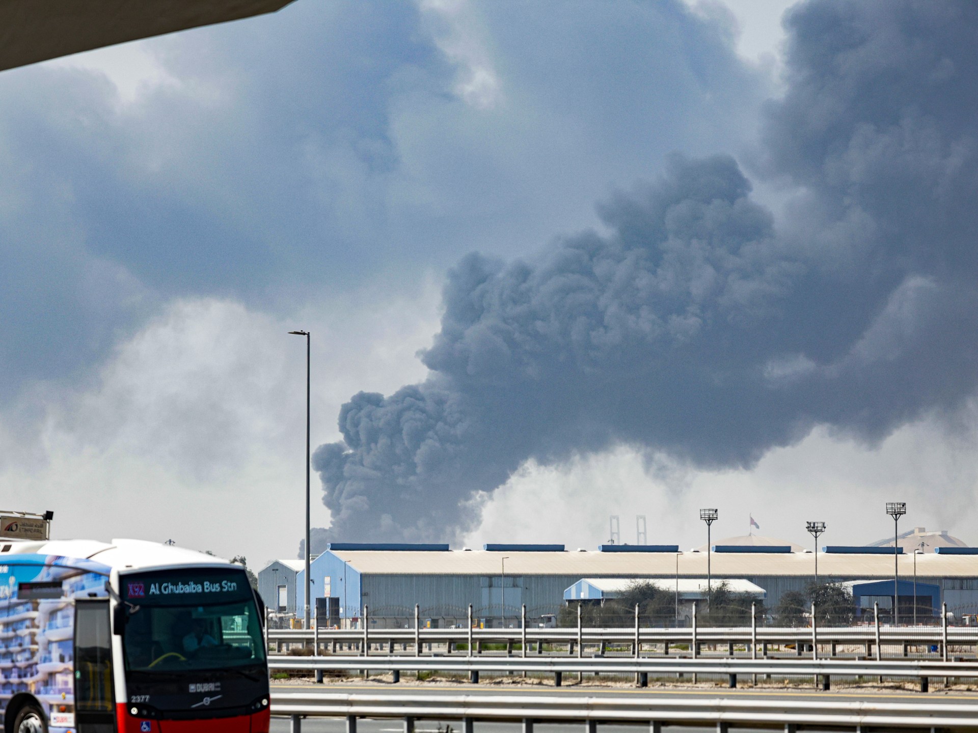الطاقة والجغرافيا السياسية.. اختبار قاس لموازنات الخليج أمام تأثير حرب إيران