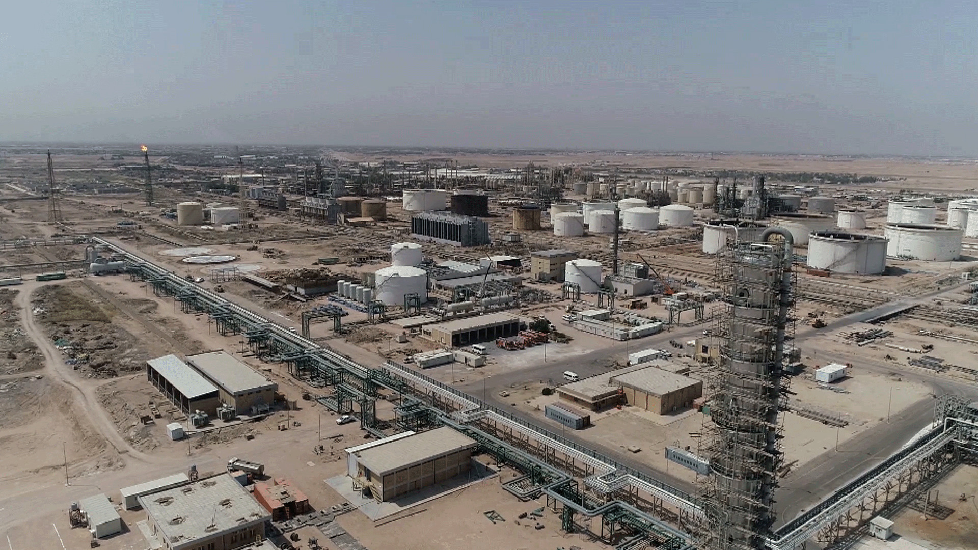 هرمز يخنق العراق.. تراجع إنتاج النفط بـ85% وخسارة 300 مليون دولار يوميا