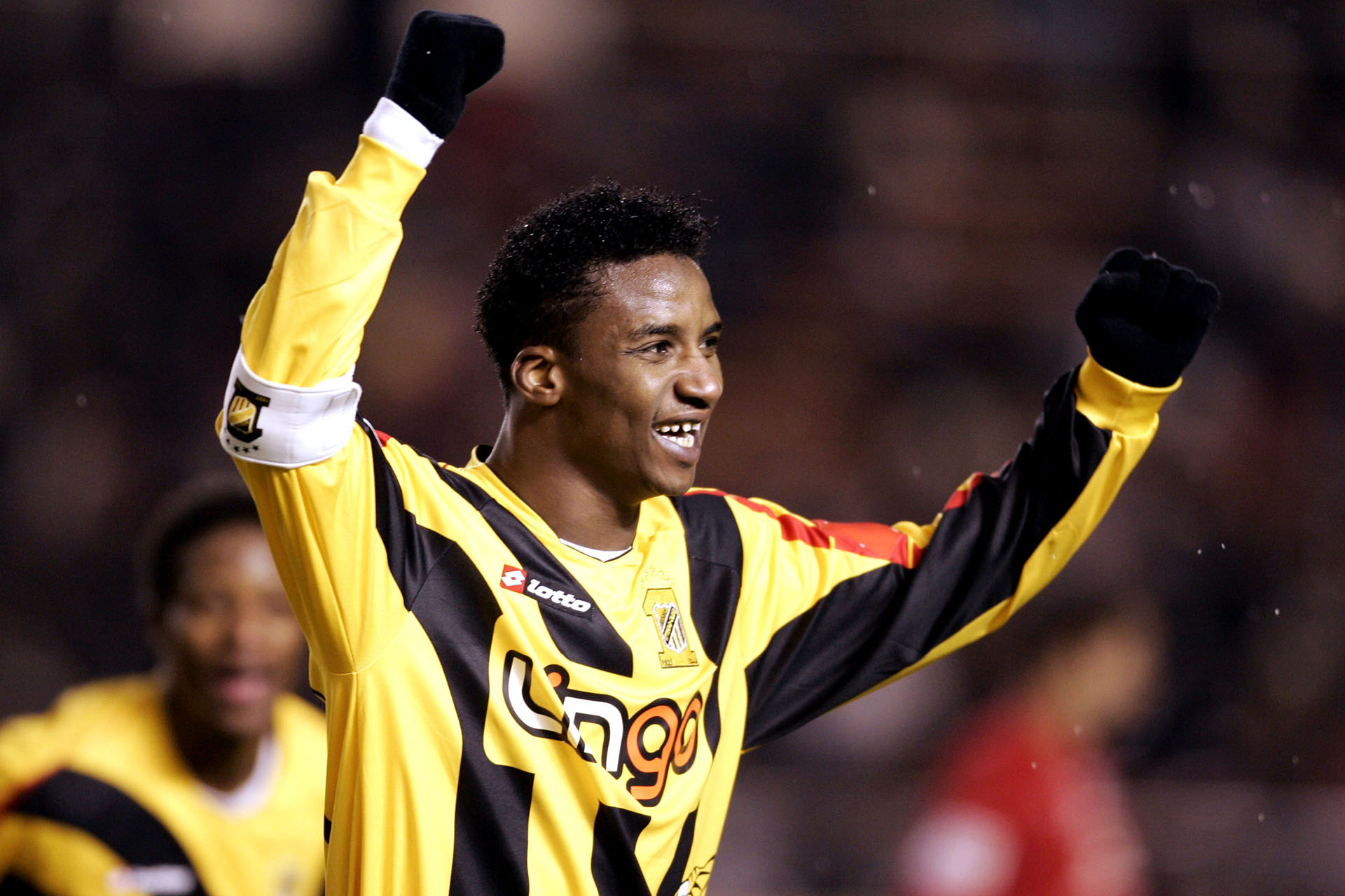 الاتحاد السعودي يستعين بخبرات نور والمنتشري لتحقيق الاستقرار