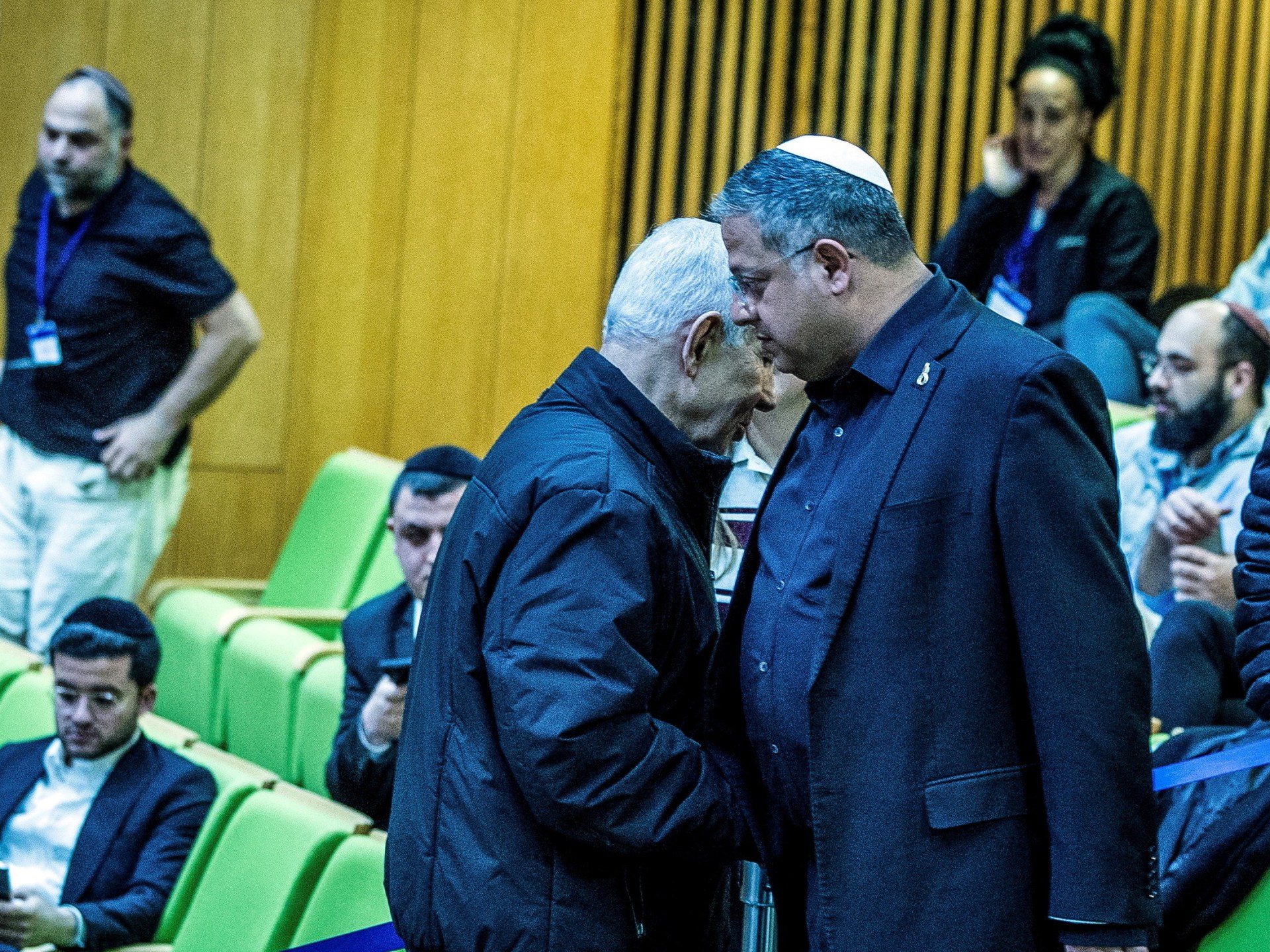 "سطو ليلي" بمباركة برلمانية.. أسرار أضخم ميزانية في تاريخ إسرائيل