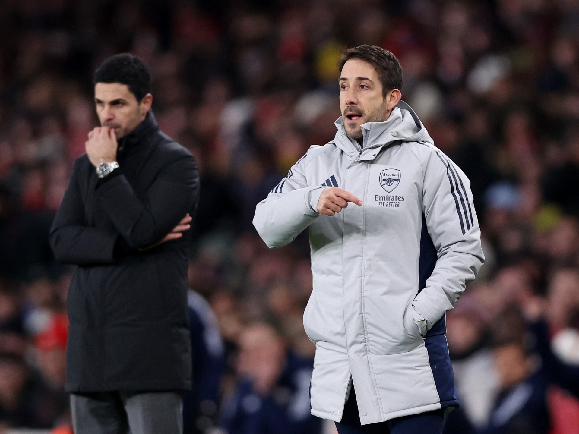 مدرب الكرات الثابتة لأرسنال يدفع له بالقطعة عن كل هدف من ركنية أو مخالفة