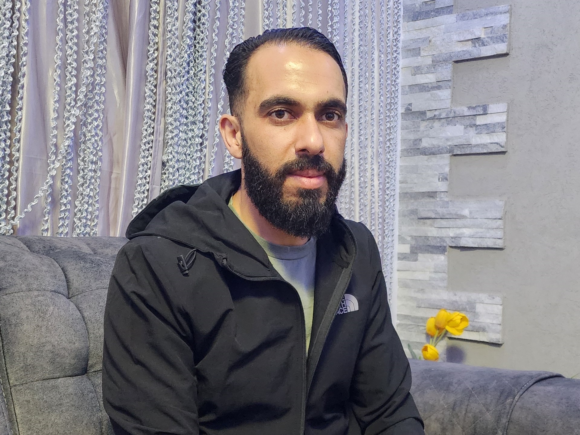 "ضرب لا يتوقف".. شهادة فلسطيني عن "جحيم السجون" بعد بن غفير