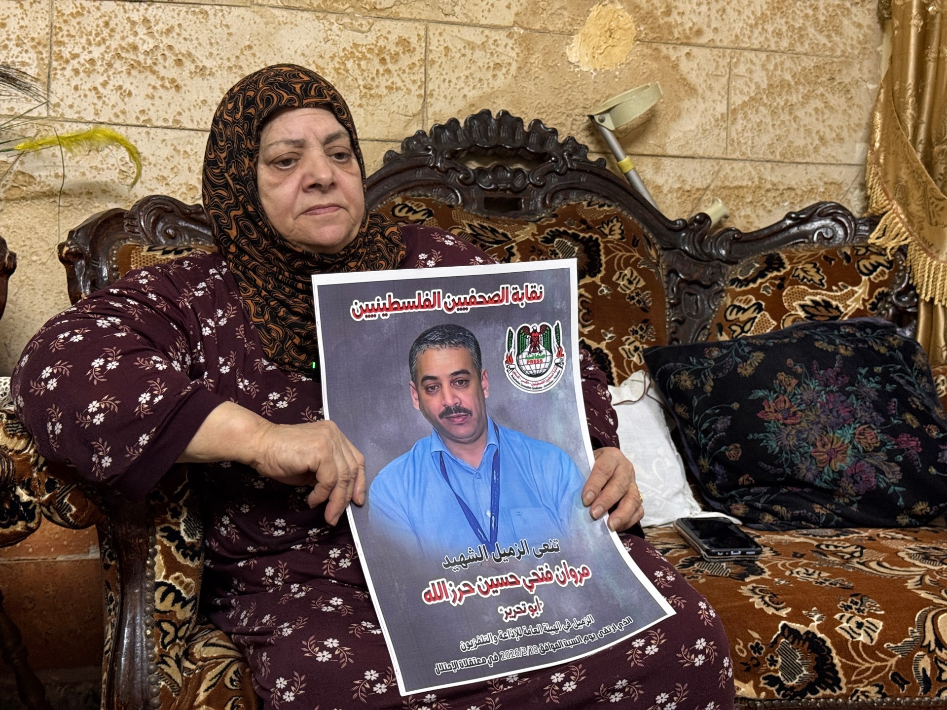 وجع امرأة من نابلس.. الابن والشقيق قتلهما السجّان بنفس العام