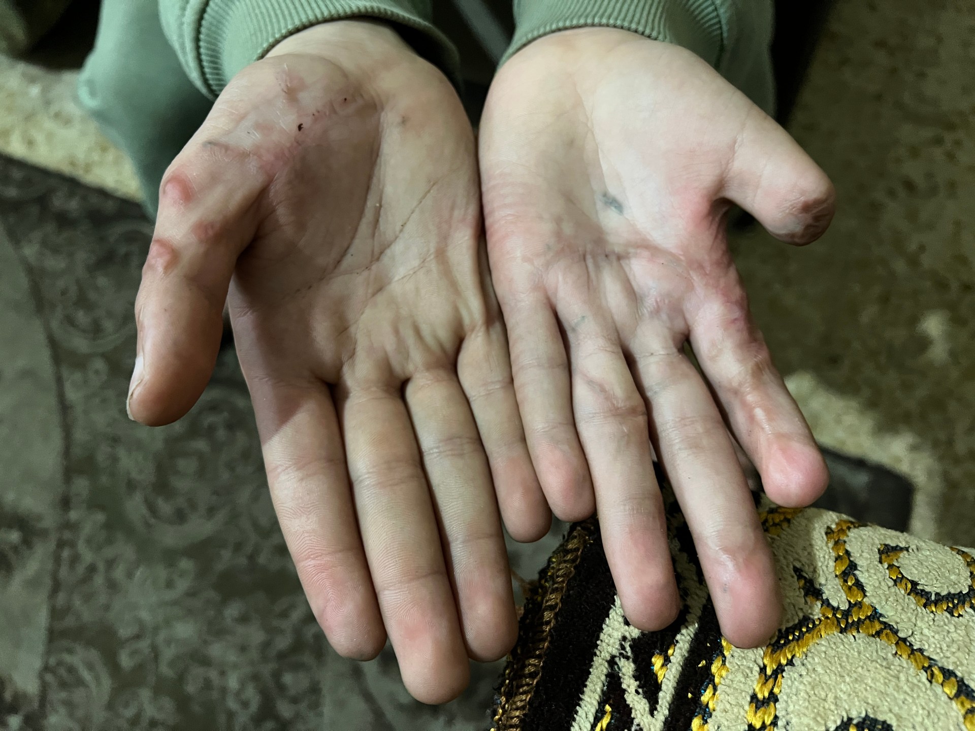 أثناء اعتقالهم برفح.. أطفال تعرضوا لانتهاكات صادمة على أيدي مجندات إسرائيليات