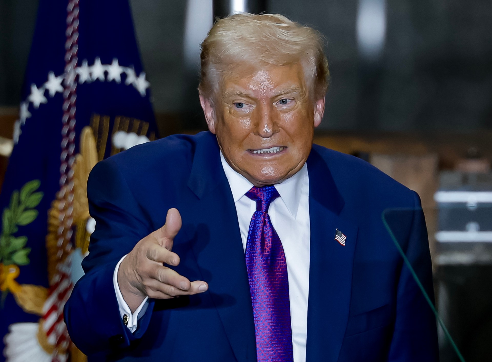 انتصارات ديمقراطية تنعش آمال "الموجة الزرقاء" ضد ترمب