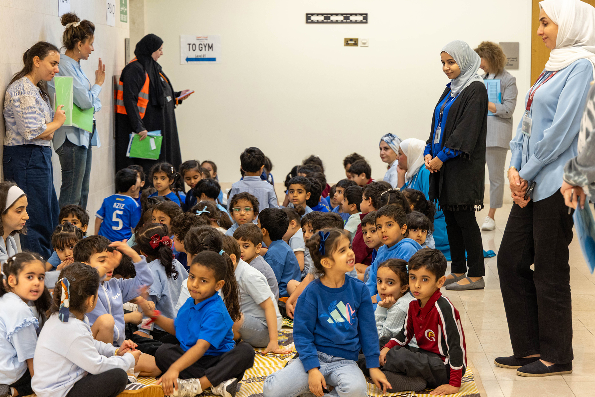 من "التعلم عن بُعد" إلى الفصول.. كيف تعيد مدارس قطر الاستقرار لطلبتها؟