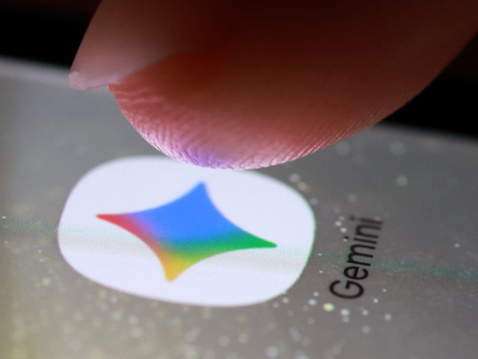 "جيميناي" يطلق ميزة توليد النماذج ثلاثية الأبعاد التفاعلية