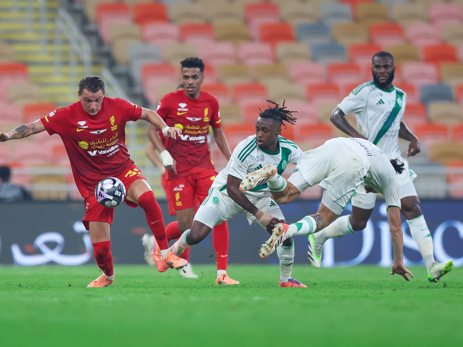 كسر في الكاحل ينهي موسم ريتيغي هداف القادسية