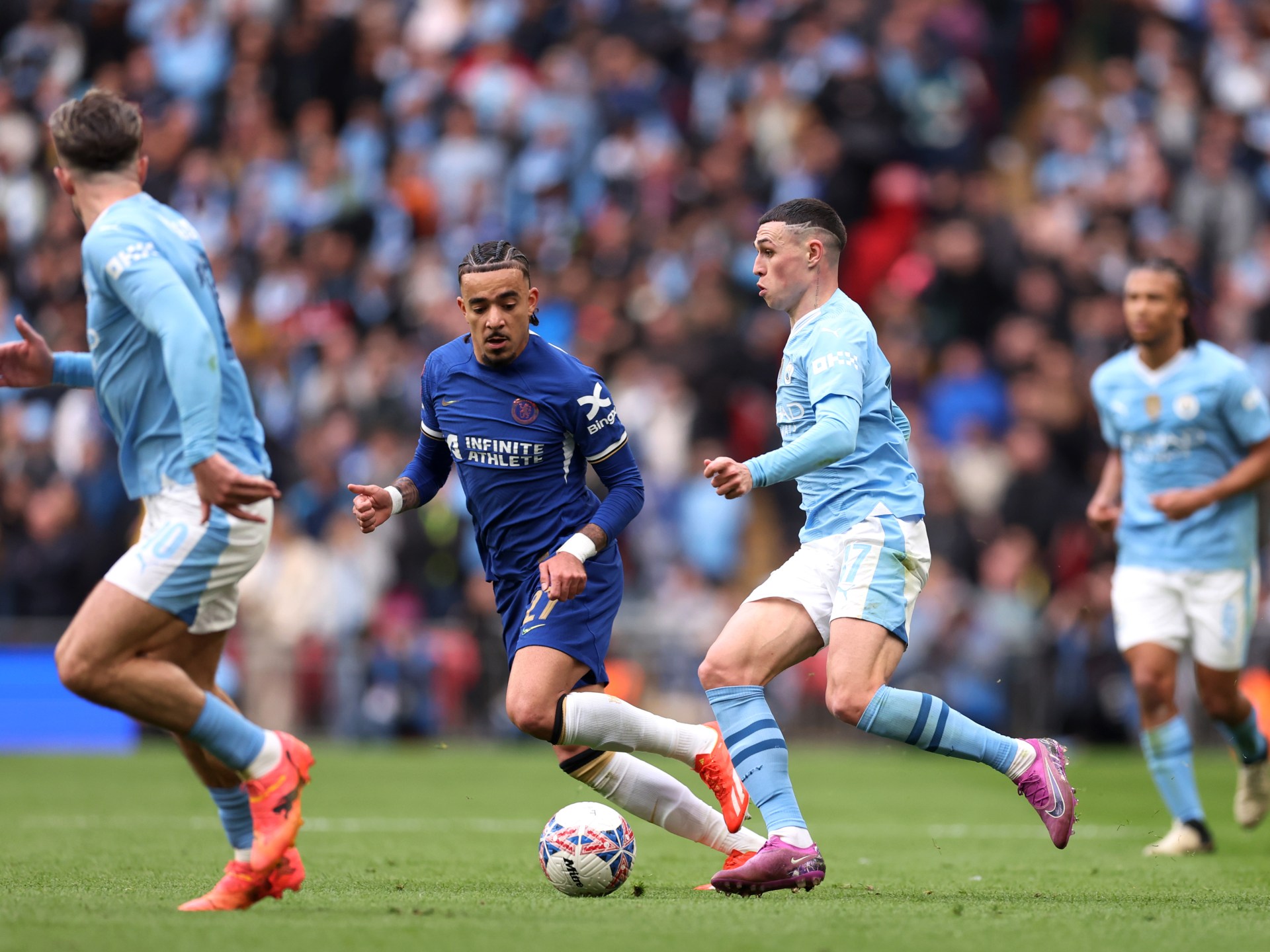 الاتحاد الإنجليزي يحذر من "تداعيات سلبية" قد تطال المنتخب