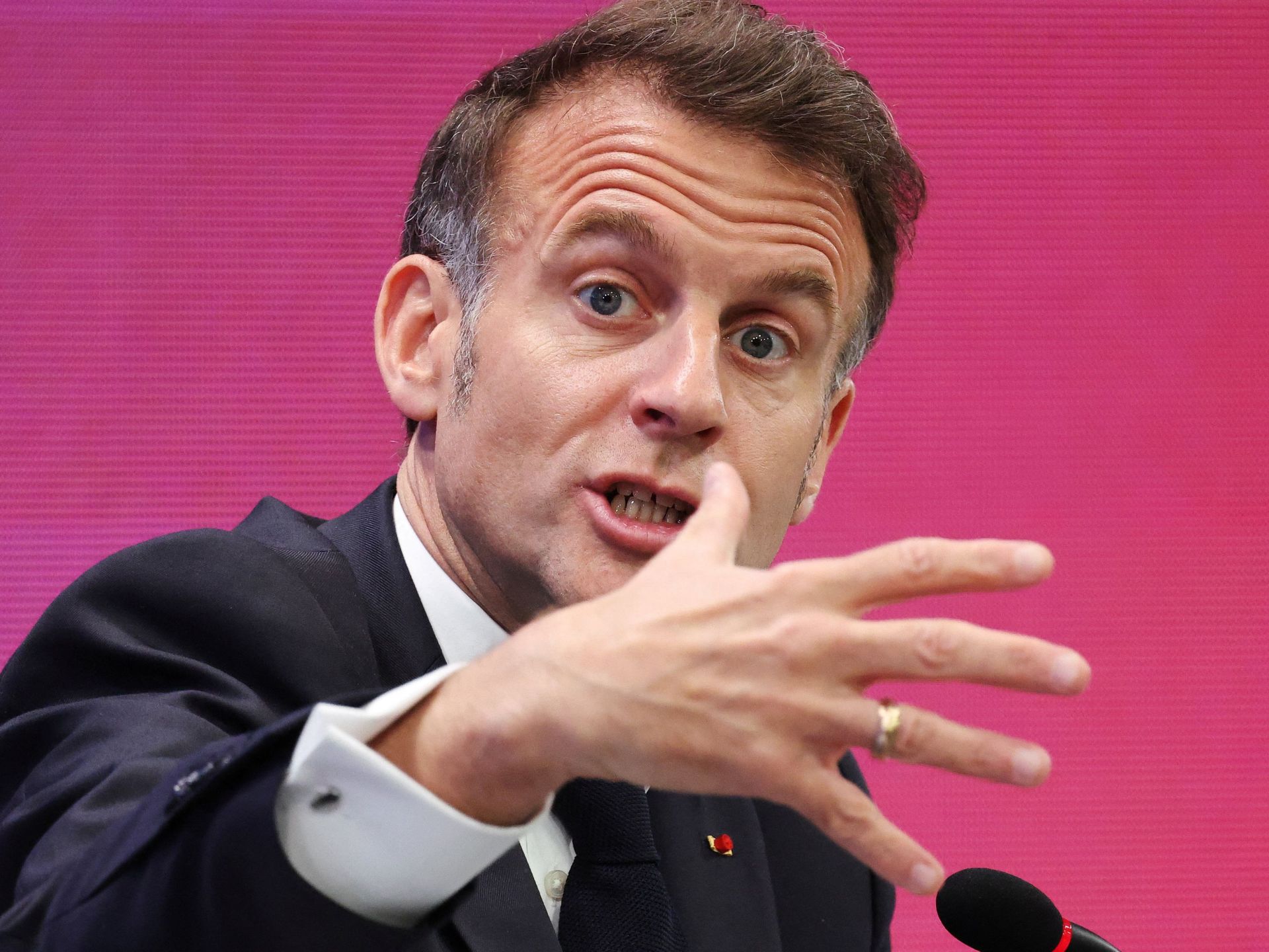 هل يستطيع ماكرون إعادة فتح مضيق هرمز سلميا؟