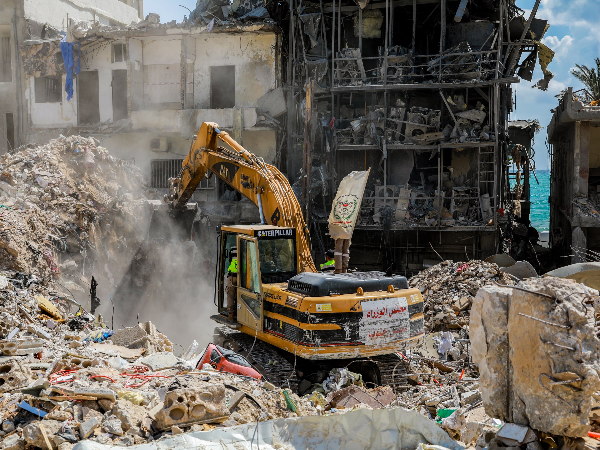 نزوح بلا عودة.. لبنانيون نسيتهم الهدنة