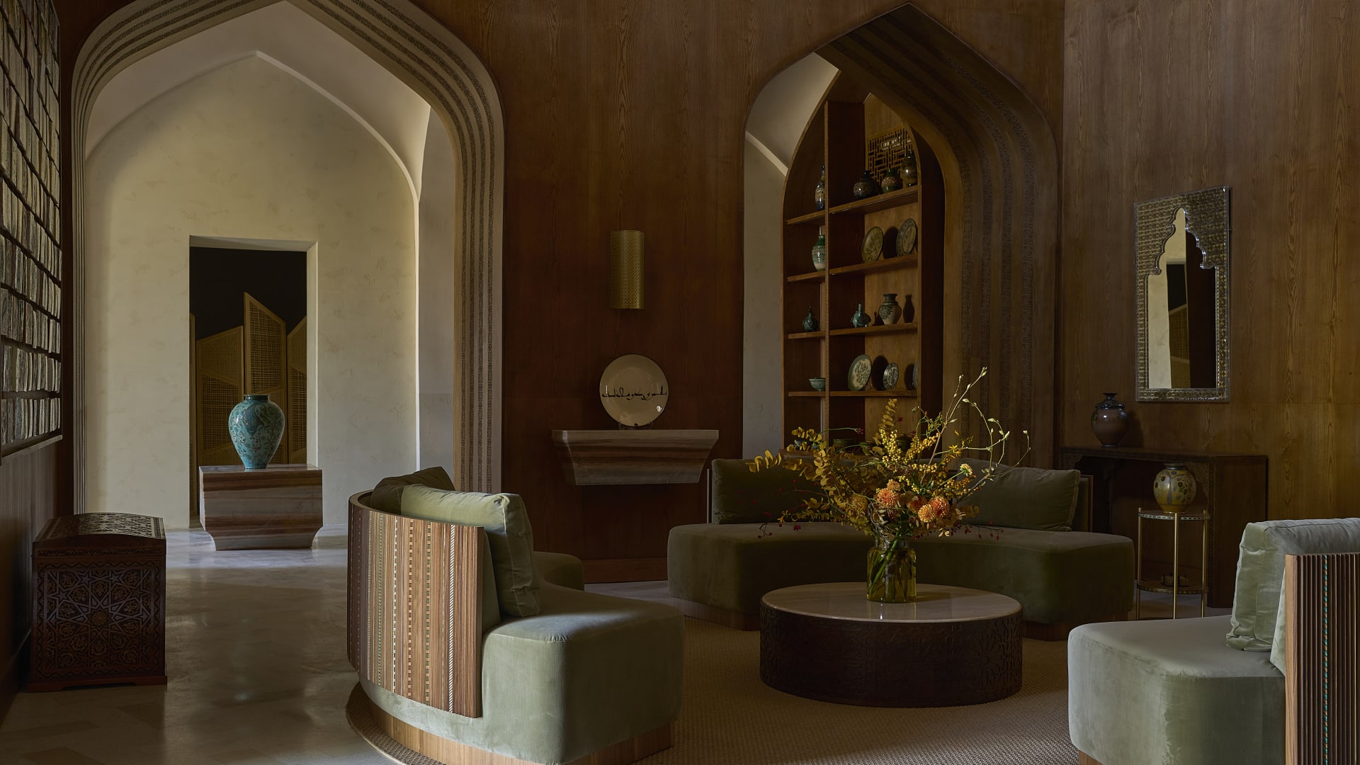 ندى دبس تعيد إحياء مسجد تاريخي عمره 251 عامًا كفضاء للحرف في أوزبكستان