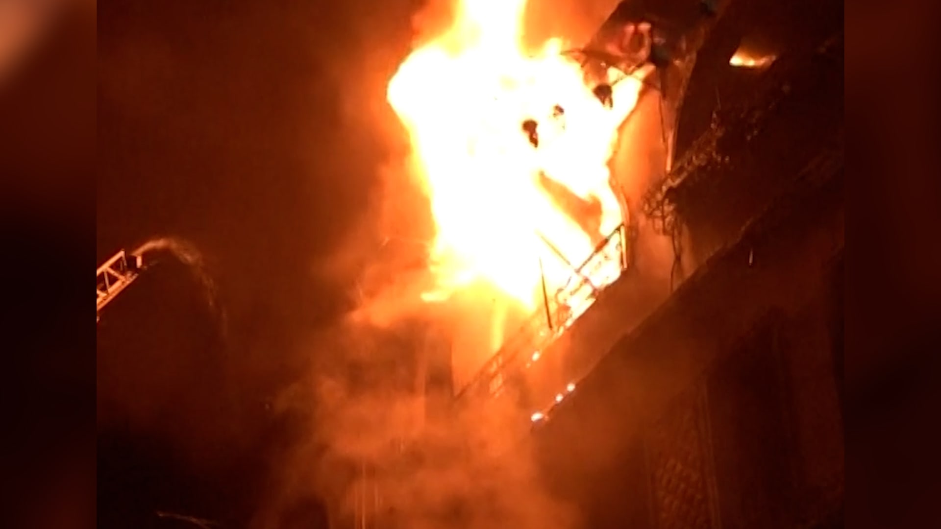 روسيا تشن موجة هجمات بالصواريخ ومئات الطائرات المسيّرة على أوكرانيا