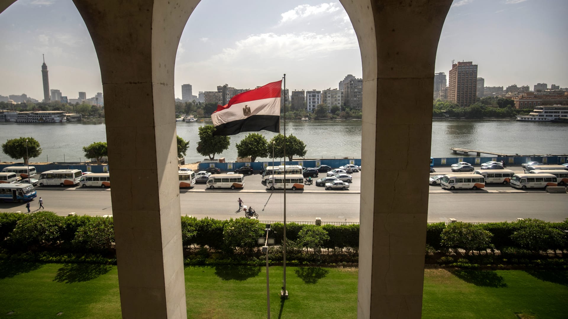 مصر.. نعي رسمي للمهندس المتوفي بعد اعتراض جوي في الإمارات