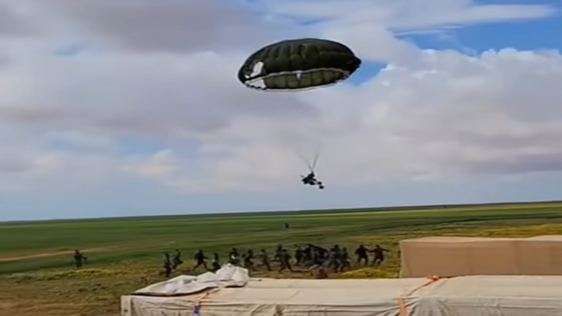 ما حقيقة الفيديو المزعوم لـ"أسر طيار أمريكي بعد إسقاط طائرته بإيران"؟