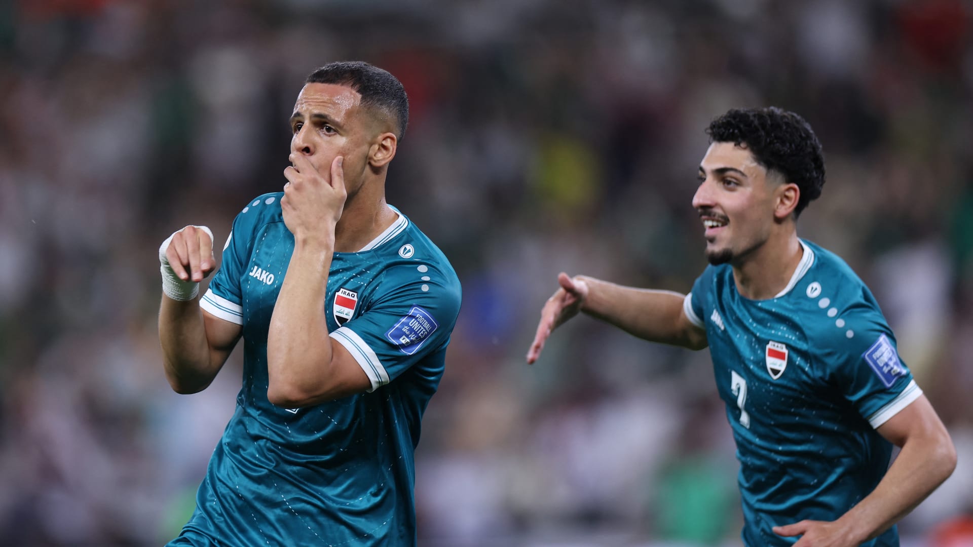 ما المكافآت التي حصل عليها لاعبو منتخب العراق بعد التأهل لكأس العالم؟