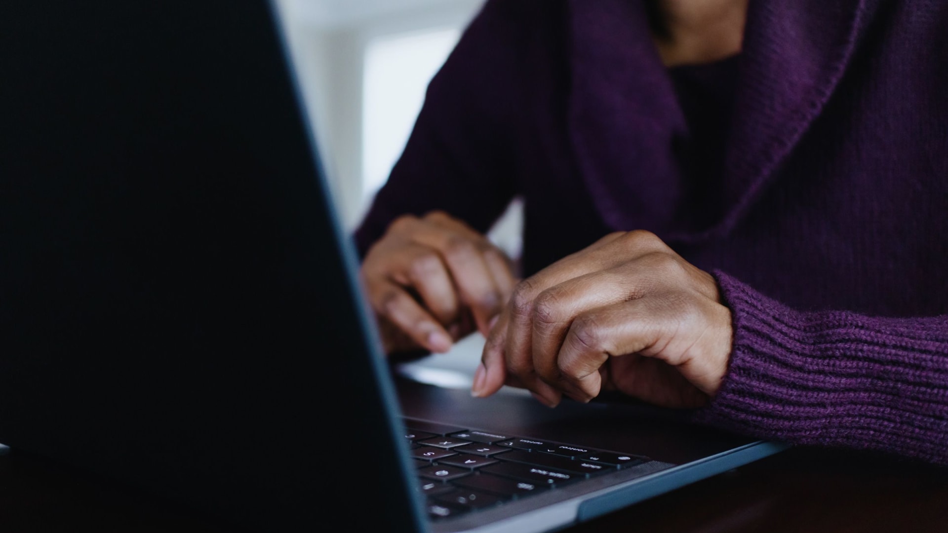 إعلانات صحية بملايين الدولارات في مواقع تروّج لمعلومات مضللة