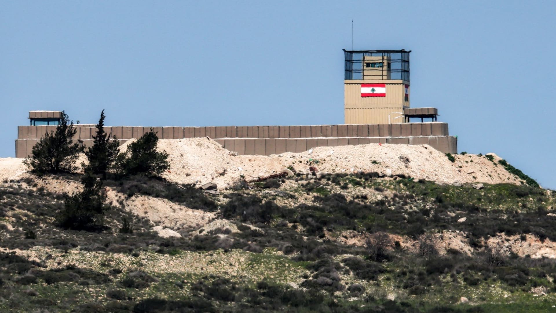 الجيش الإسرائيلي يتأهب لنهاية مهلة ترامب لإيران.. وتحذير للسفن قبالة سواحل لبنان