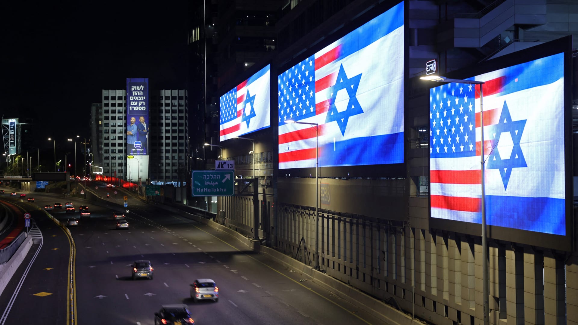 "المسؤولون الإسرائيليون يشعرون بالقلق بشأن اتفاق وقف إطلاق النار مع إيران".. مصدر يكشف لـCNN السبب