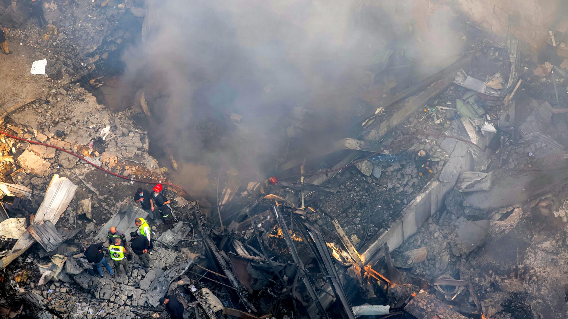 إيران "تدرس الرد" على الهجمات الإسرائيلية على لبنان