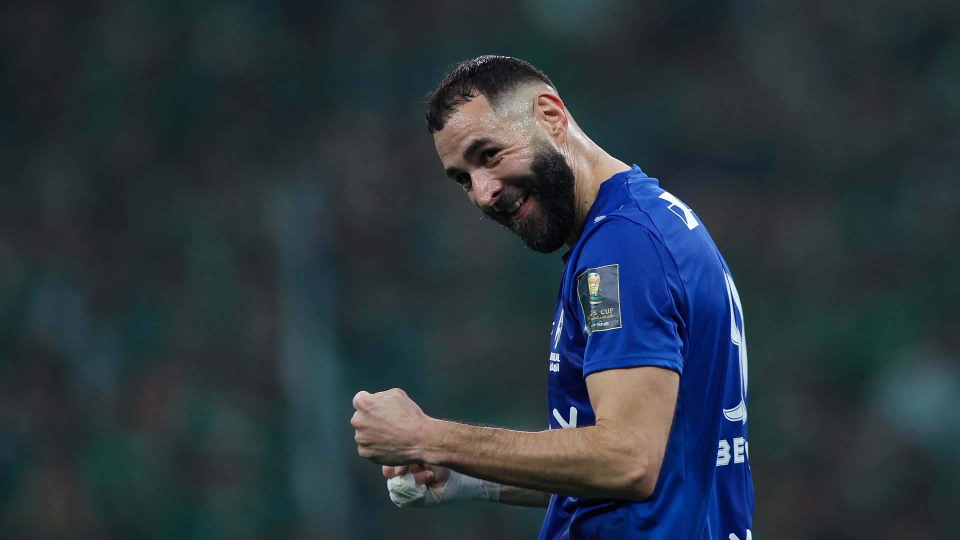 بنزيما يعادل رقم رونالدو "القياسي" في الدوري السعودي