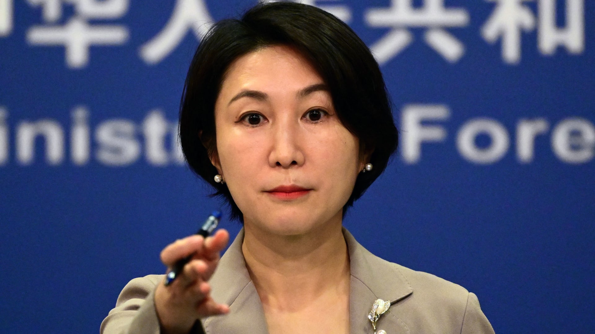 كيف ردت مسؤولة صينية على سؤال حول دور بكين بوقف إطلاق النار في إيران؟