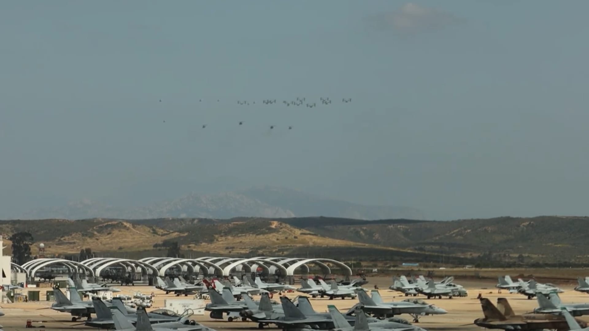 فيديو منسوب لـ"نشر 50 ألف جندي أمريكي في الشرق الأوسط رغم الهدنة".. هذه حقيقته