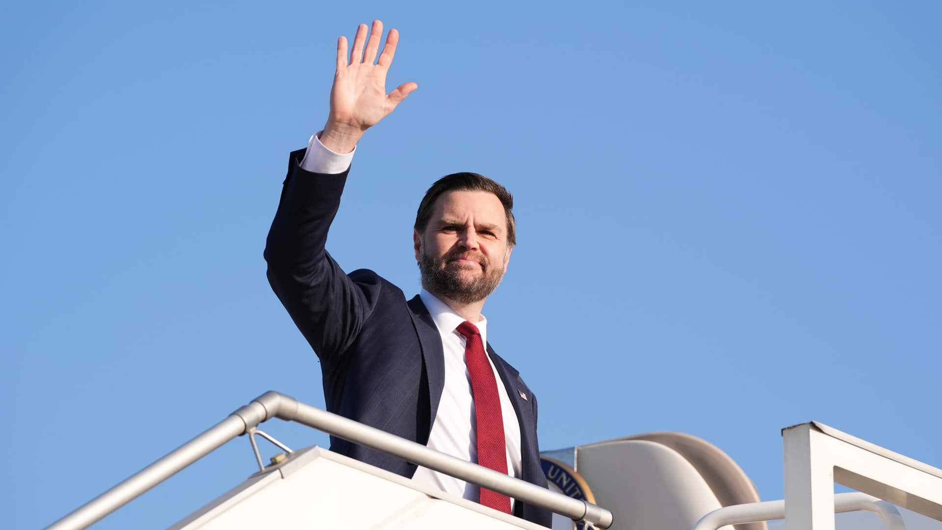 إعلام إيراني يبين سبب عدم التوصل لاتفاق مع أمريكا في باكستان