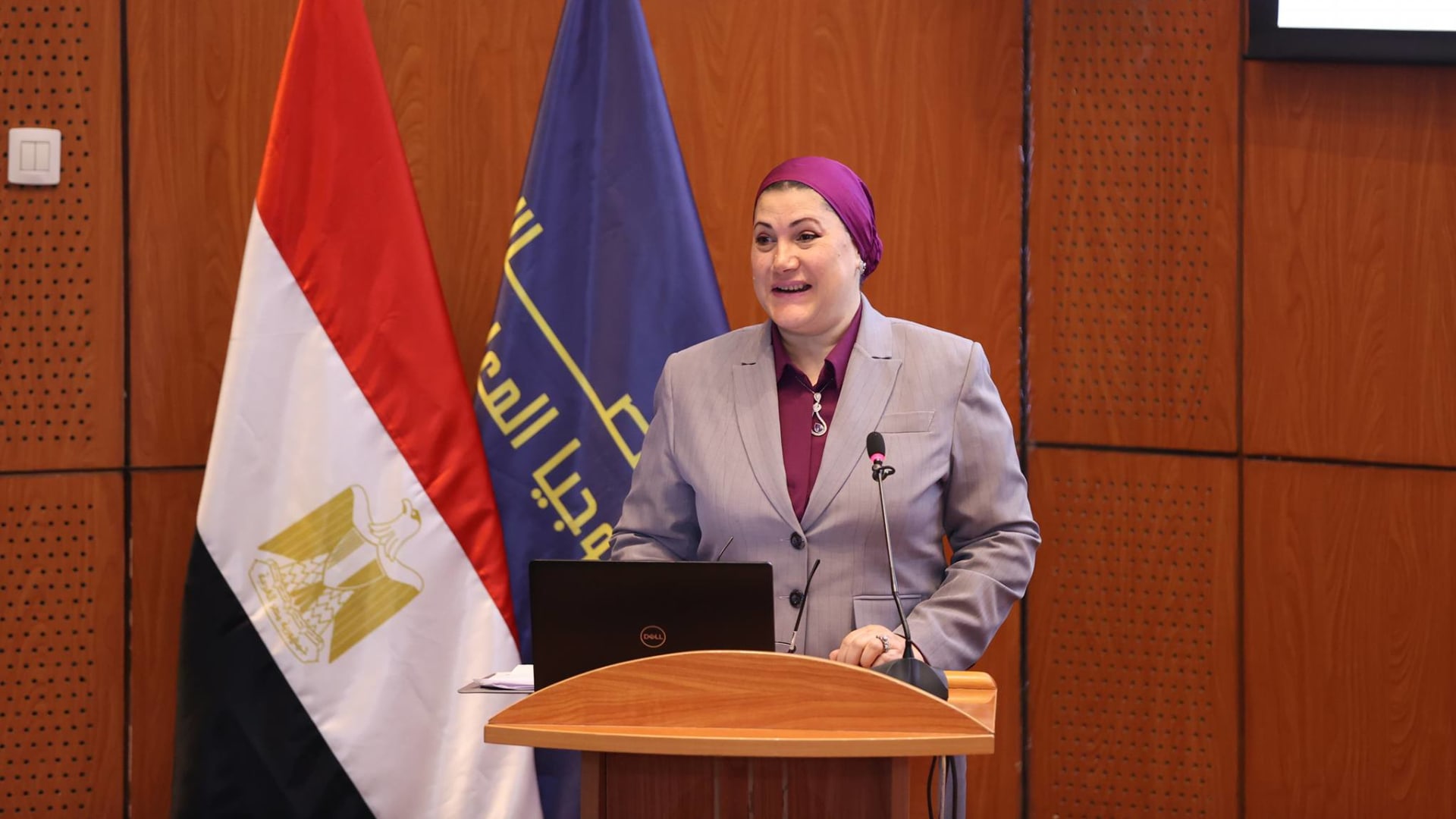 مصر.. تحرك رسمي وتضامن شعبي بعد واقعة "انتحار" أم لطفلتين في الإسكندرية