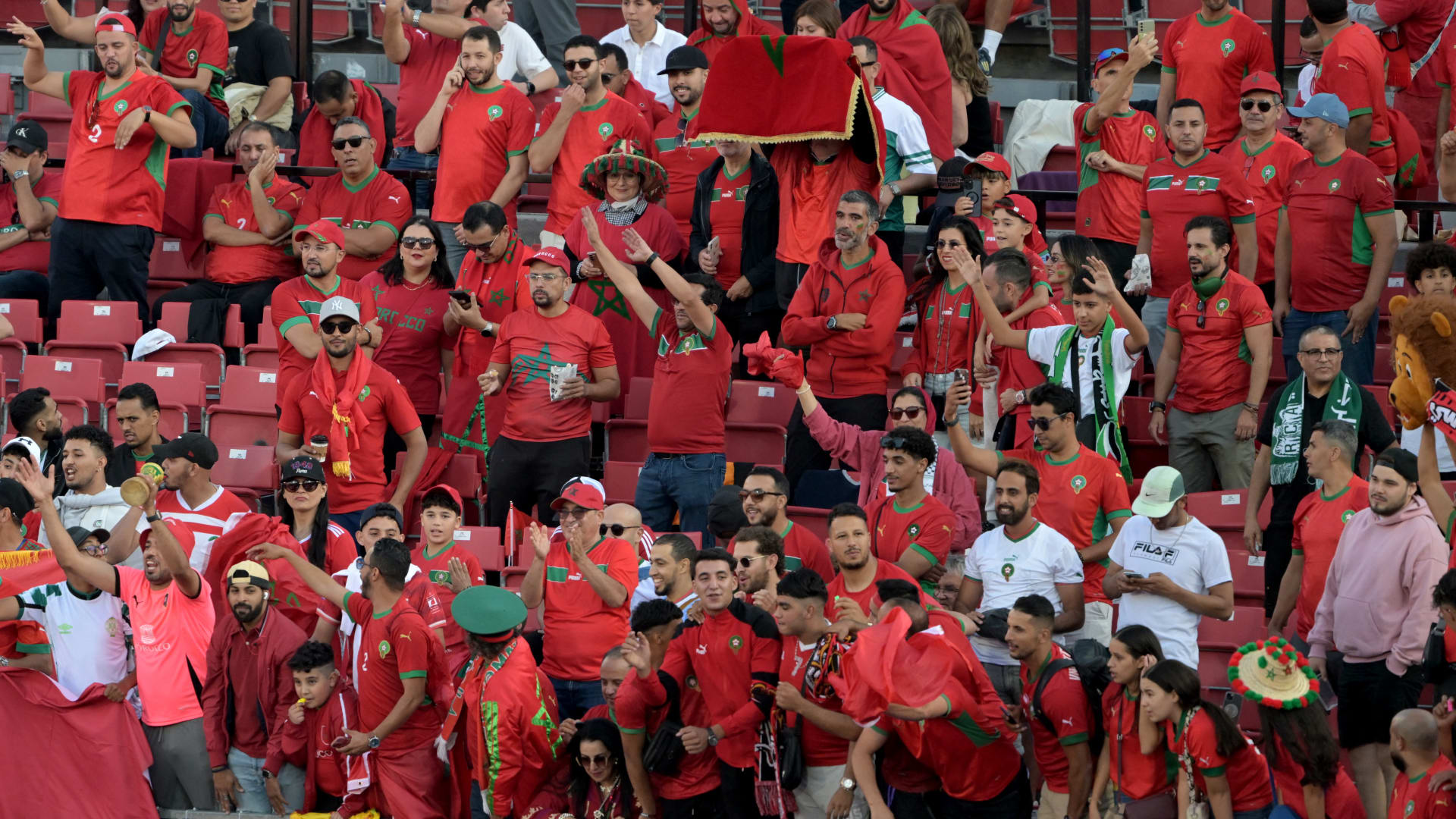 لاعب في الدوري المغربي يسجّل واحدًا من أروع أهداف كرة القدم