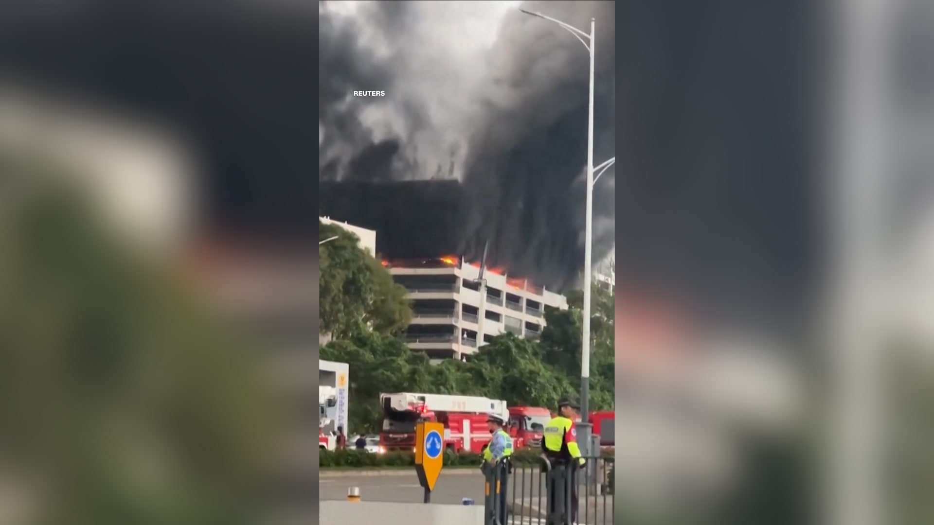 اندلاع حريق بموقف لـ"تخزين" سيارات شركة BYD الكهربائية في الصين