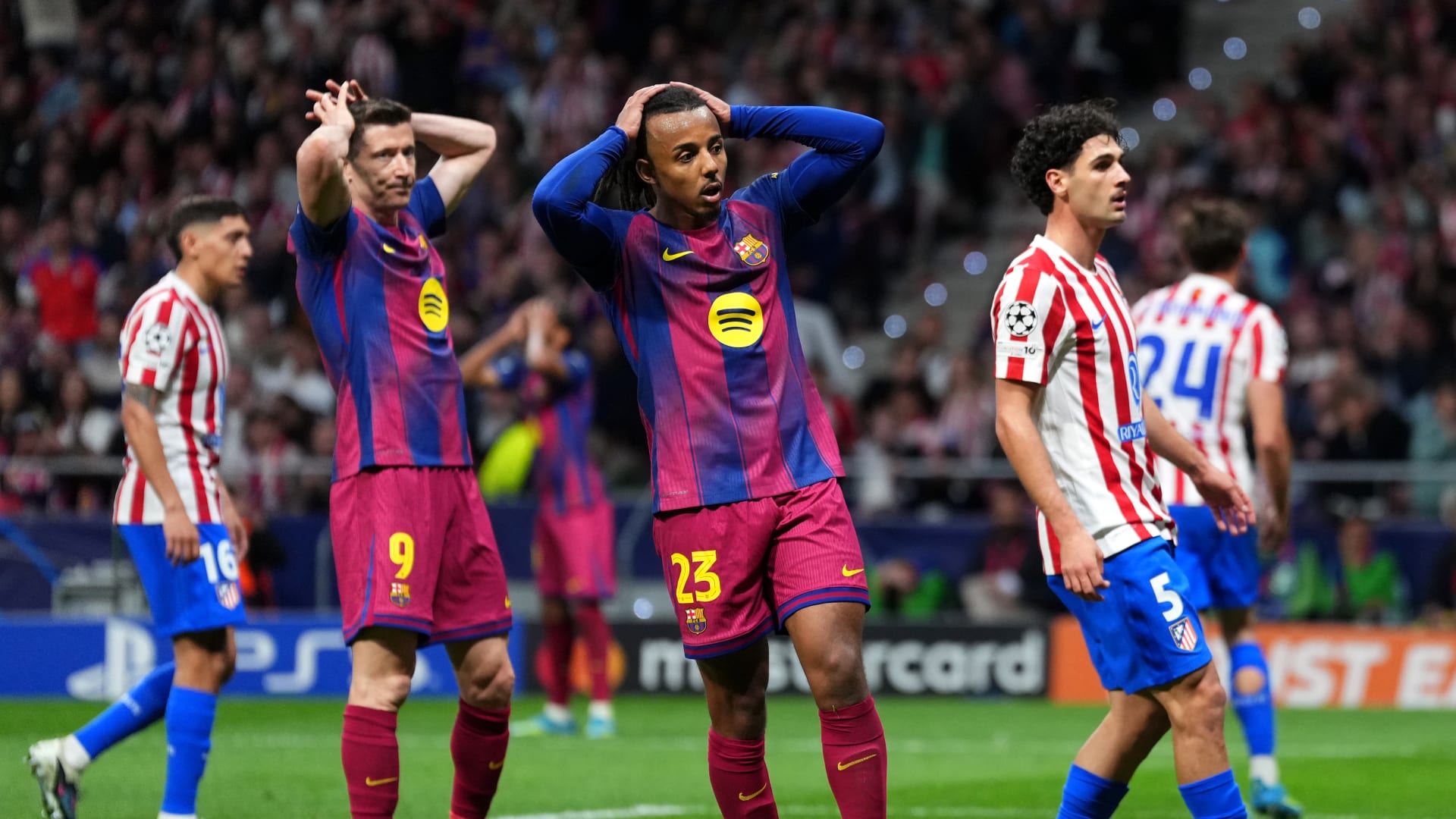 "كانت معركة".. أول تعليق من برشلونة بعد نهاية مشواره في دوري أبطال أوروبا