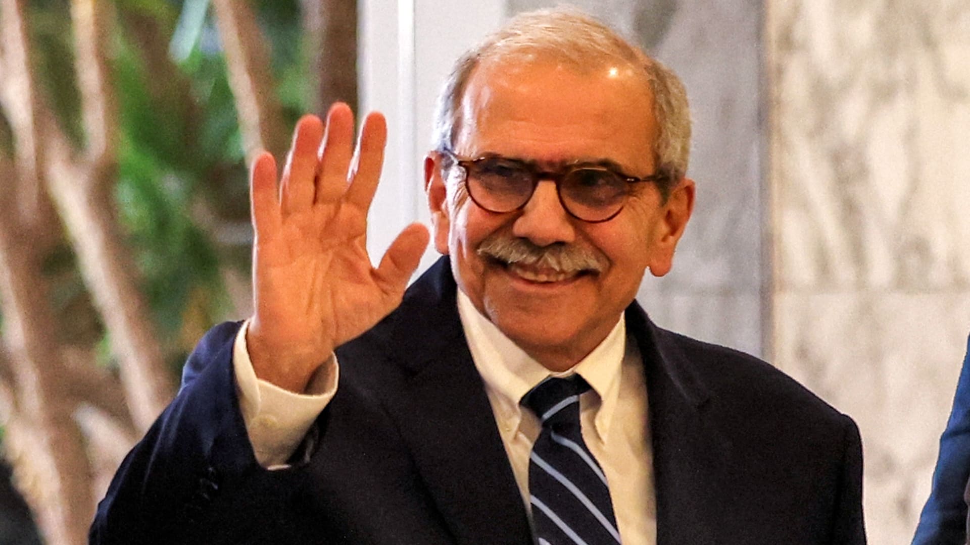 أول تعليق من رئيس وزراء لبنان بعد إعلان ترامب عن وقف إطلاق نار لـ10 أيام