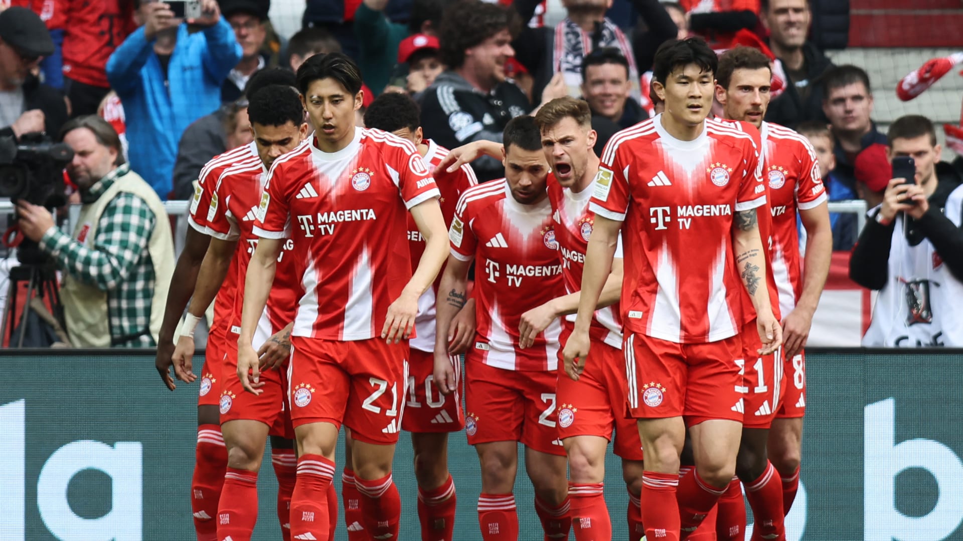 للمرة الـ35.. بايرن ميونخ يحصد لقب الدوري الألماني