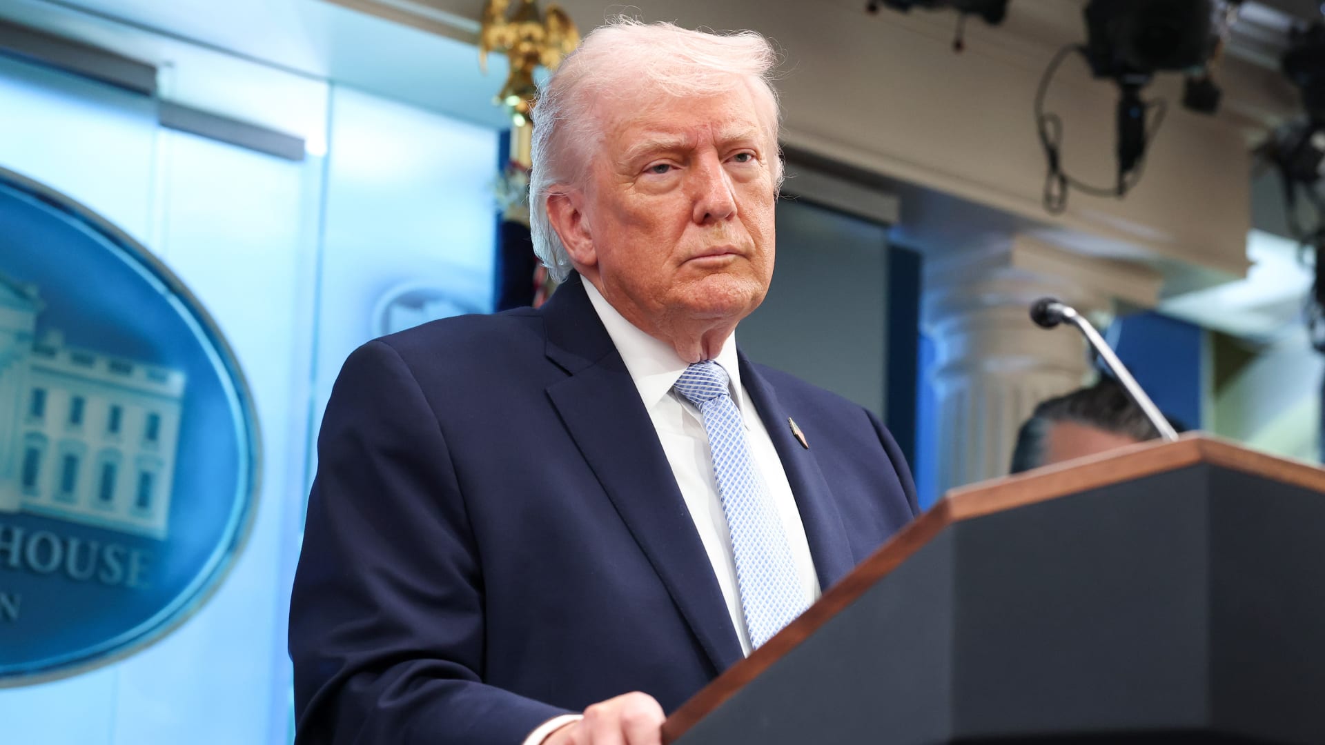 ترامب يعلن تمديد وقف إطلاق النار بين إسرائيل ولبنان لـ3 أسابيع