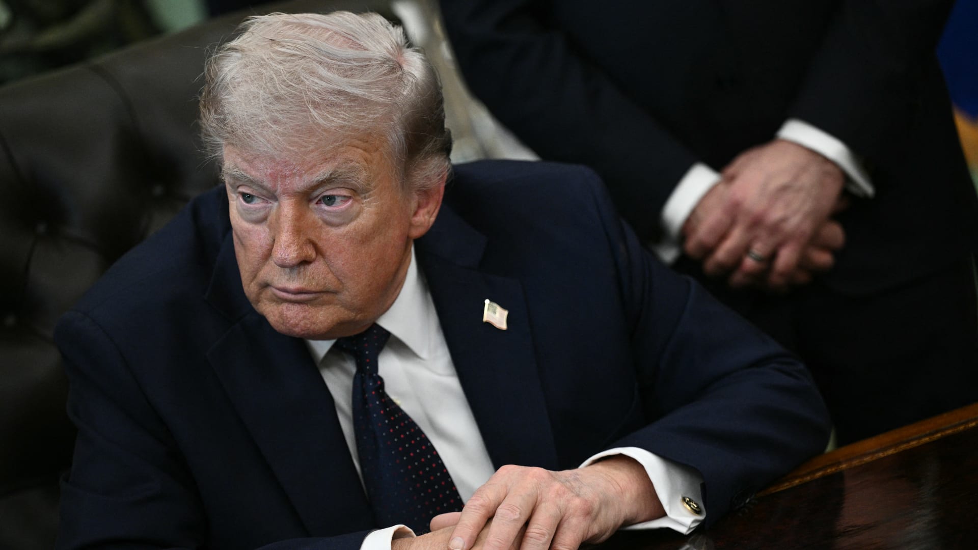 هل ستشن ضربات نووية على إيران؟.. ترامب يرد