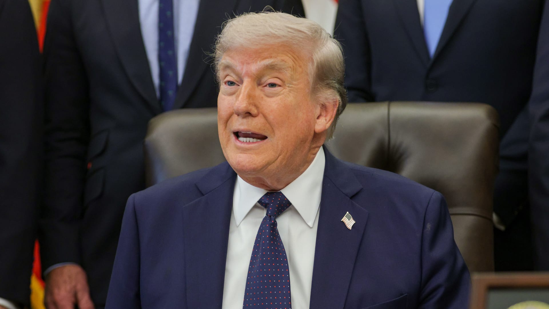 طهران ترد على ترامب وتدوينة أعاد نشرها لشخص يدعو "لقتل كل من يعارض التوصل لاتفاق بإيران"