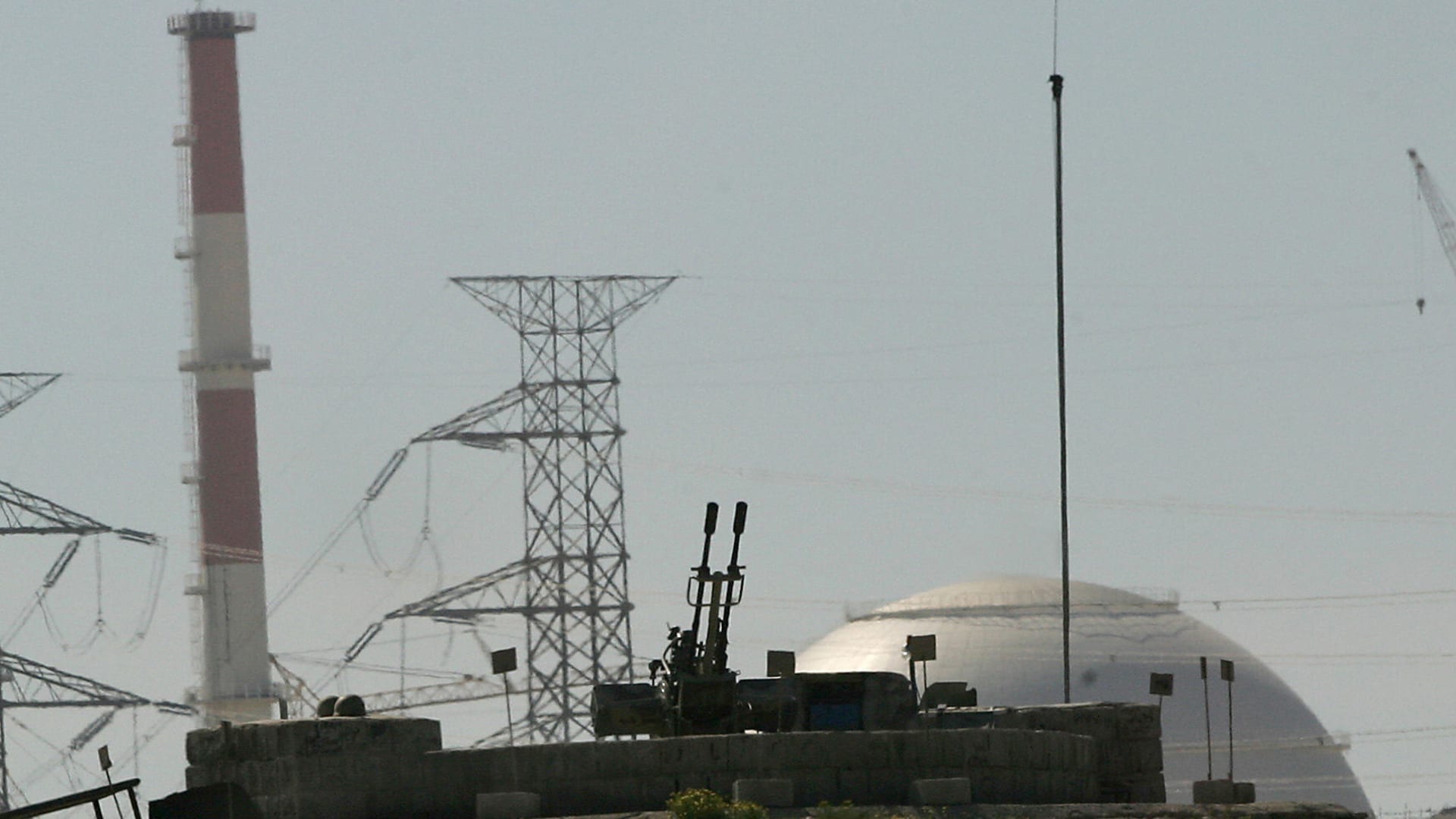 إيران ستصبح "أكثر خطورة".. تحذير أوروبي من عدم إشراك خبراء نوويين بالمحادثات