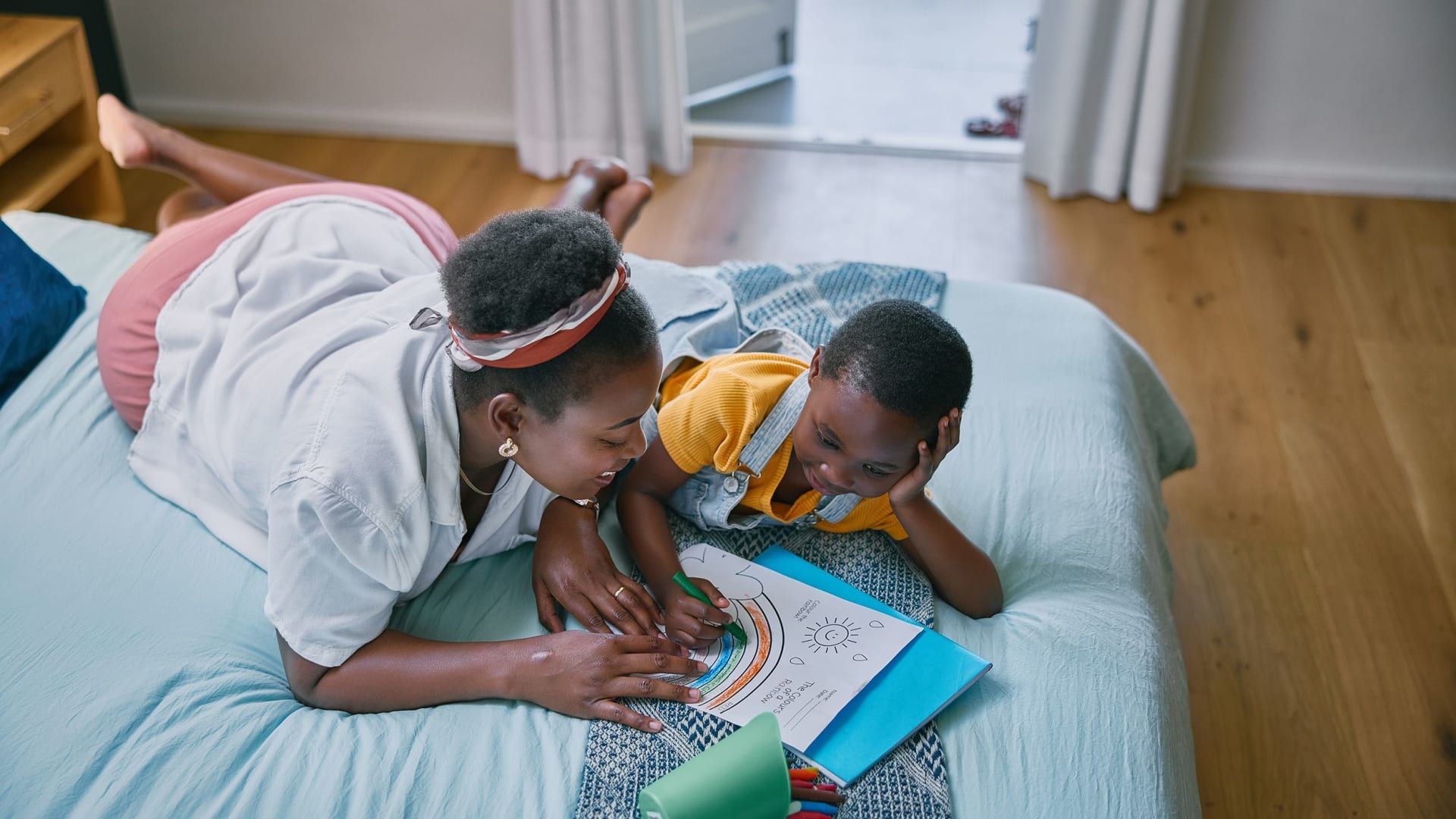 كيف قلّلت أمّ بشكل جذري استخدام عائلتها للتكنولوجيا