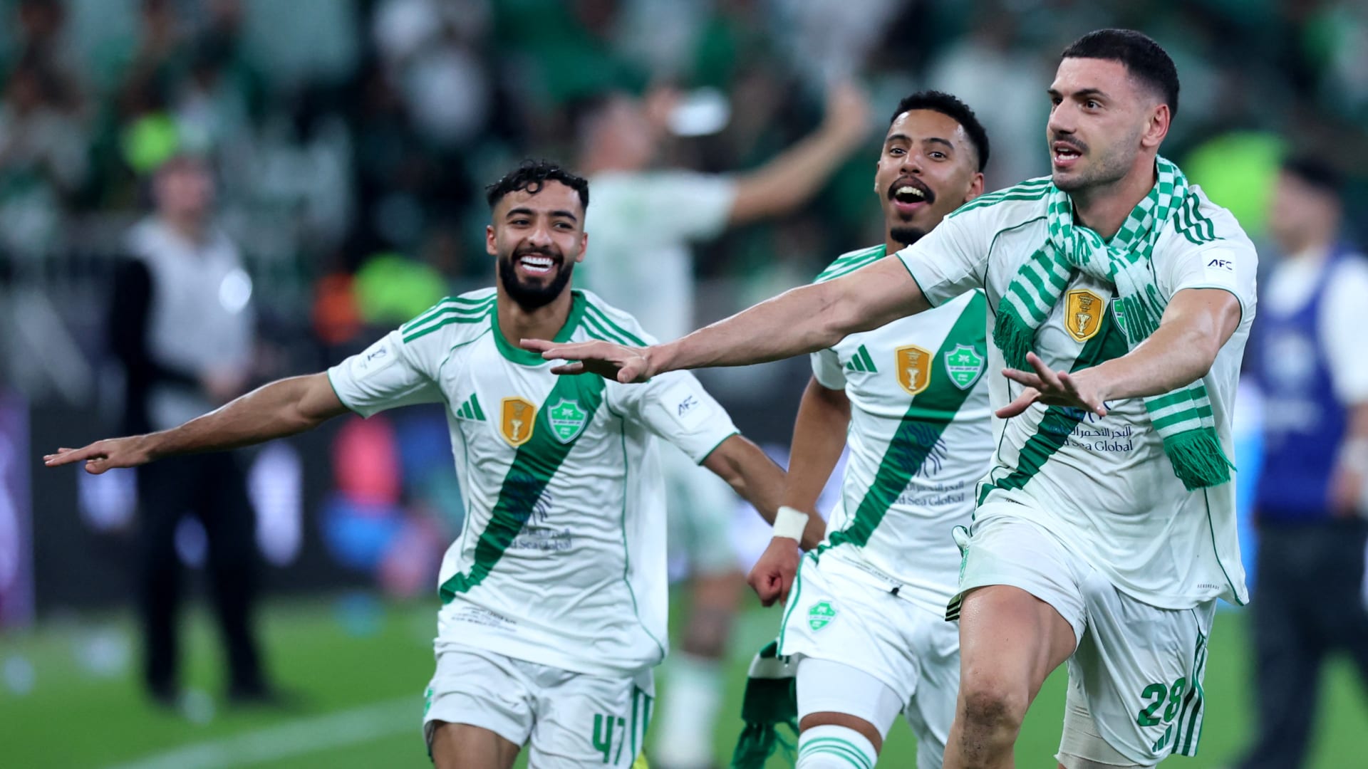 السعودية.. ماذا قال مدير مكتب محمد بن سلمان بعد فوز الأهلي باللقب الآسيوي؟