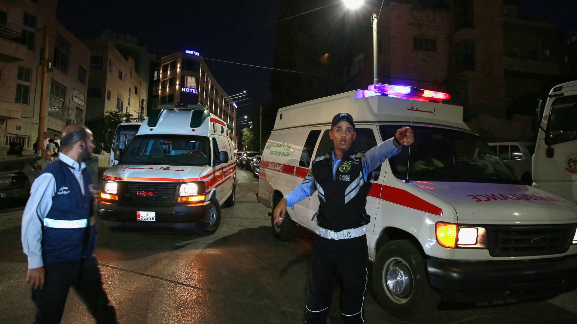 جريمة قتل أب لأطفاله الثلاثة طعنا بالسكين تروّع الأردنيين وتثير نقاشا حول منظومة الوقاية