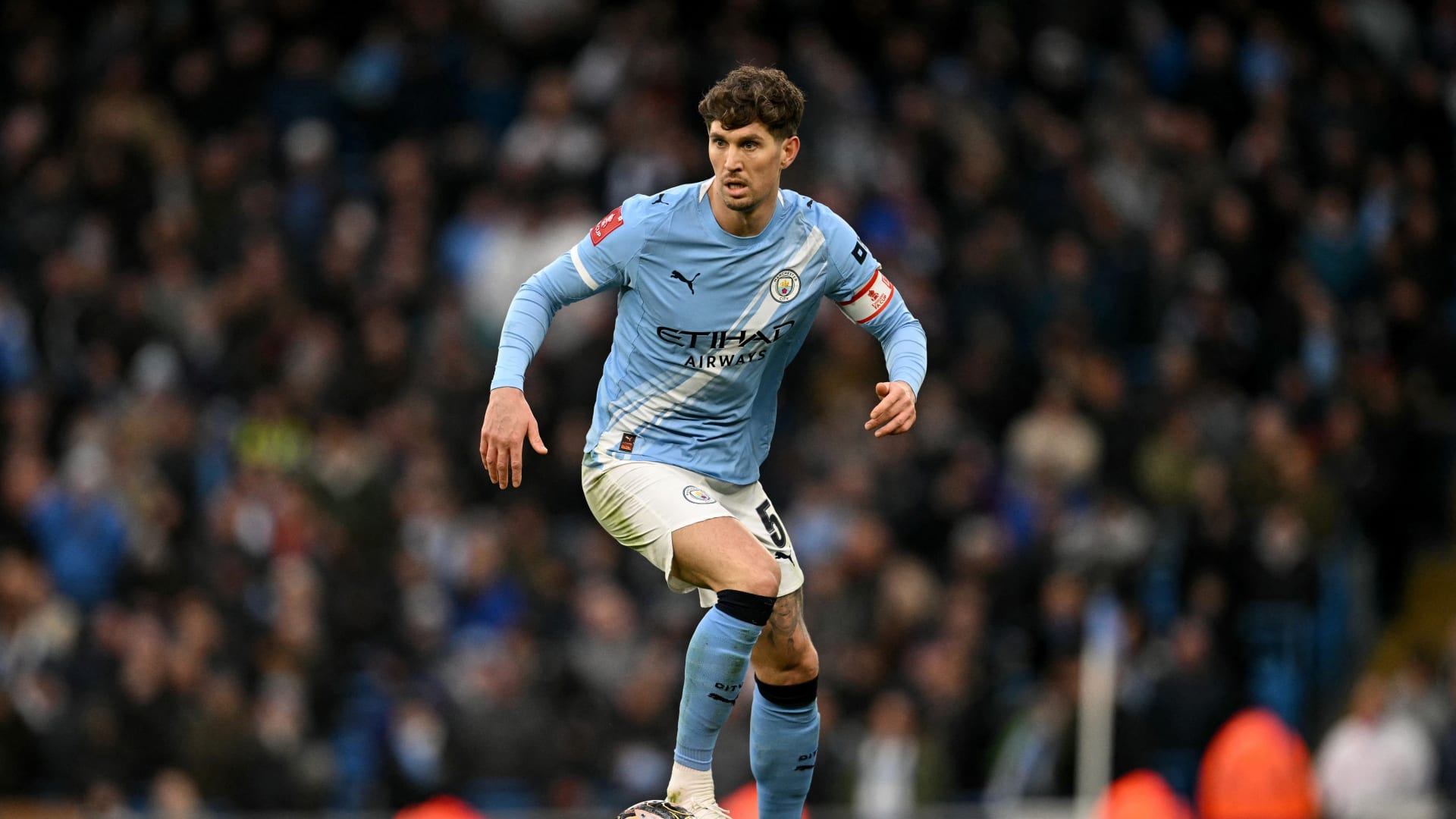 جون ستونز ثاني الراحلين عن مانشستر سيتي في الصيف.. إليك أبرز ما حققه